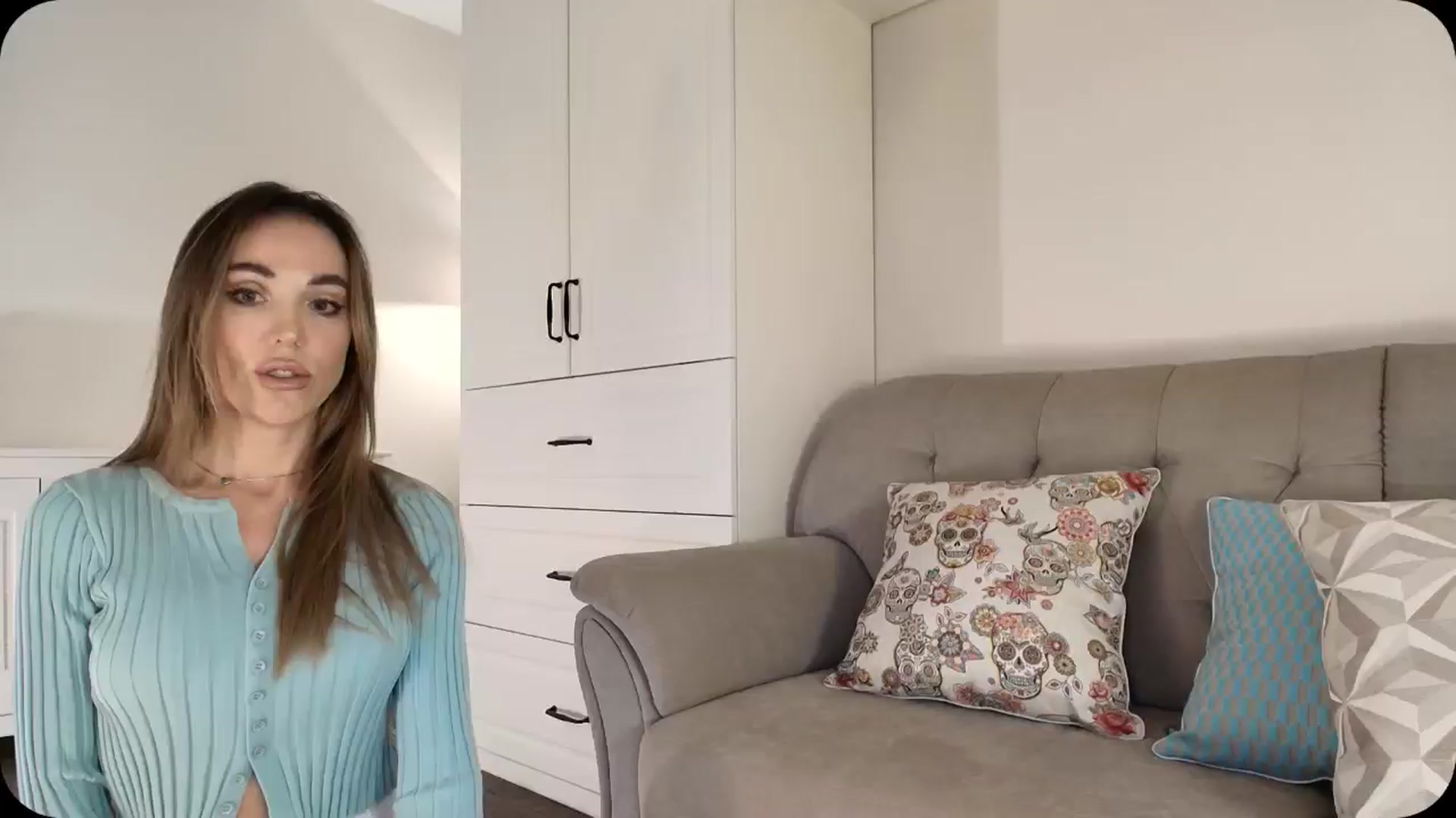 Gallery image thumbnail from Elysewine's myfreecams stream on, 02/16/2025, 07:22 image 2 of 20