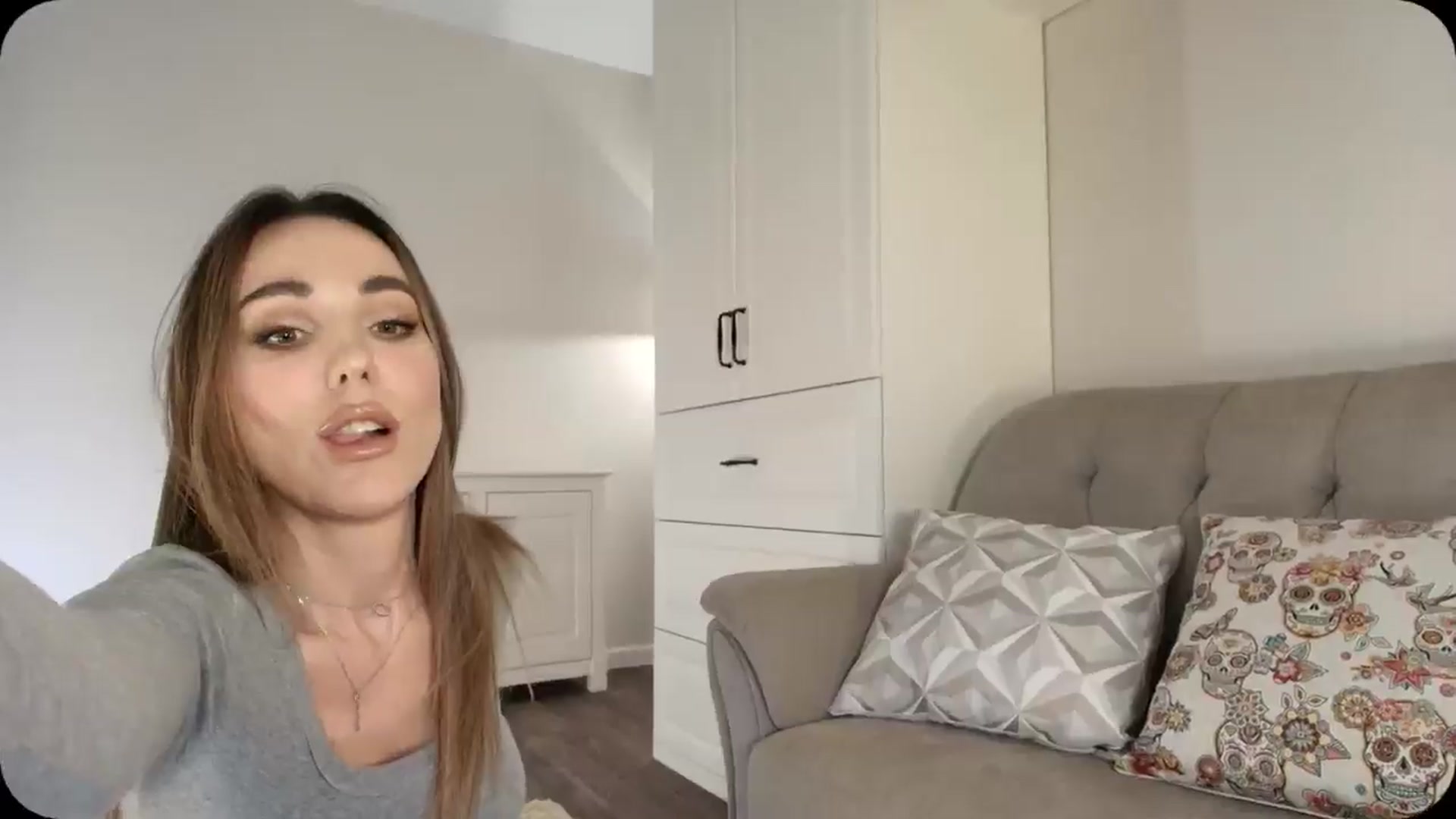 Gallery image thumbnail from Elysewine's myfreecams stream on, 02/22/2025, 06:13 image 20 of 20