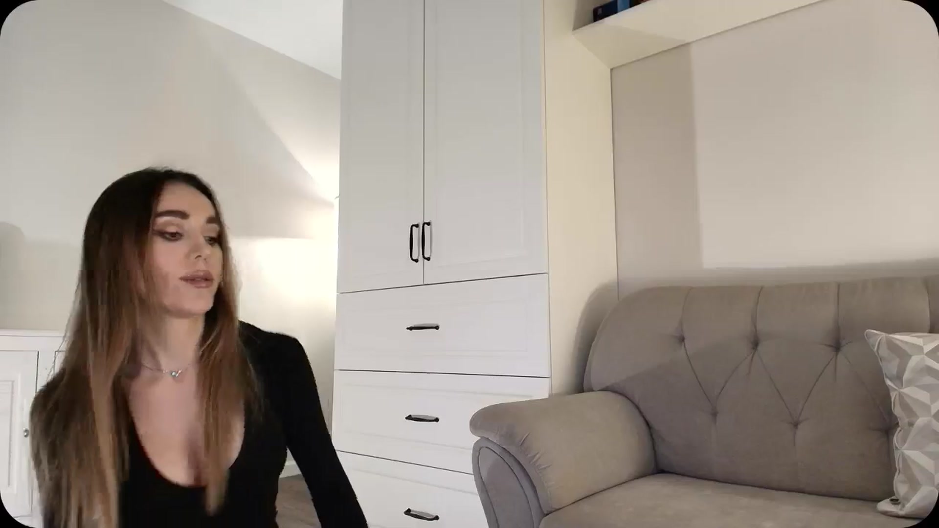 Gallery image thumbnail from Elysewine's myfreecams stream on, 03/02/2025, 06:22 image 8 of 20