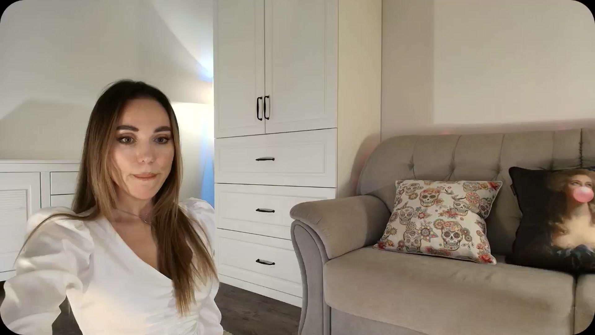 Gallery image thumbnail from Elysewine's myfreecams stream on, 03/08/2025, 05:07 image 16 of 20