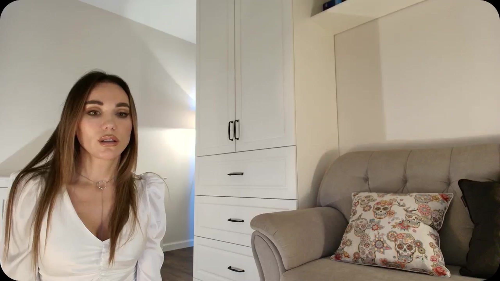 Gallery image thumbnail from Elysewine's myfreecams stream on, 03/08/2025, 05:07 image 13 of 20