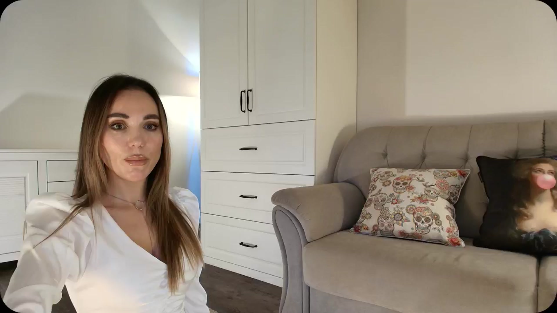 Gallery image thumbnail from Elysewine's myfreecams stream on, 03/08/2025, 05:07 image 17 of 20