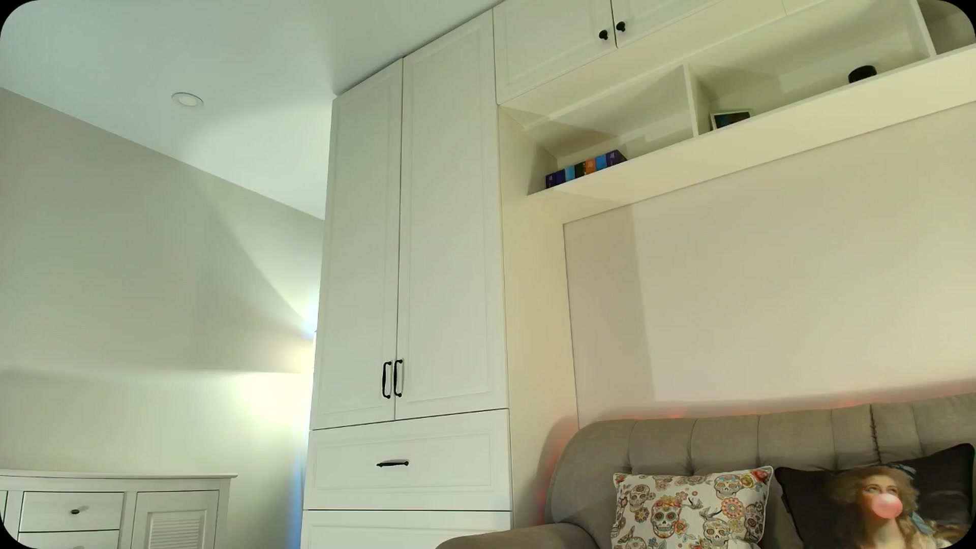 Gallery image thumbnail from Elysewine's myfreecams stream on, 03/08/2025, 06:45 image 10 of 20