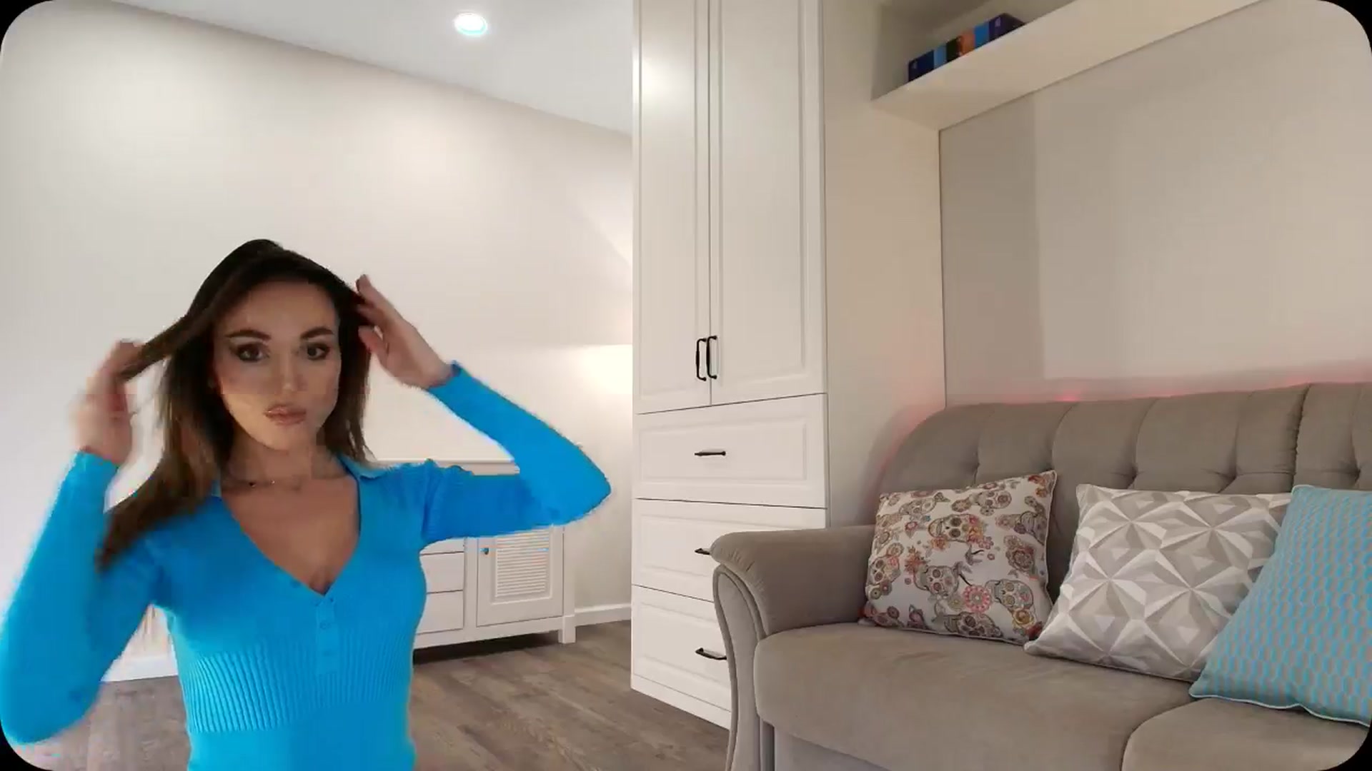 Gallery image thumbnail from Elysewine's myfreecams stream on, 03/15/2025, 05:41 image 12 of 20