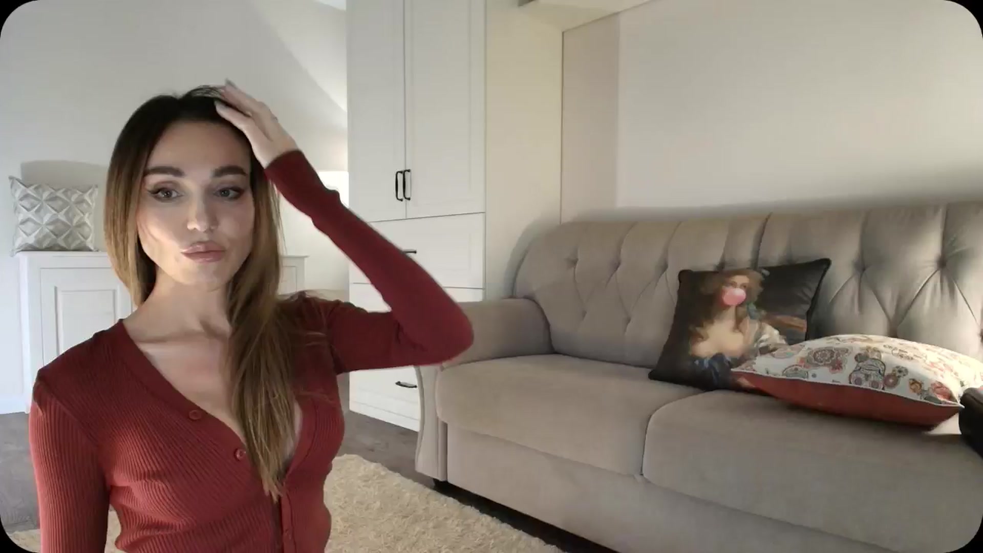 Gallery image thumbnail from Elysewine's myfreecams stream on, 03/16/2025, 05:25 image 17 of 20