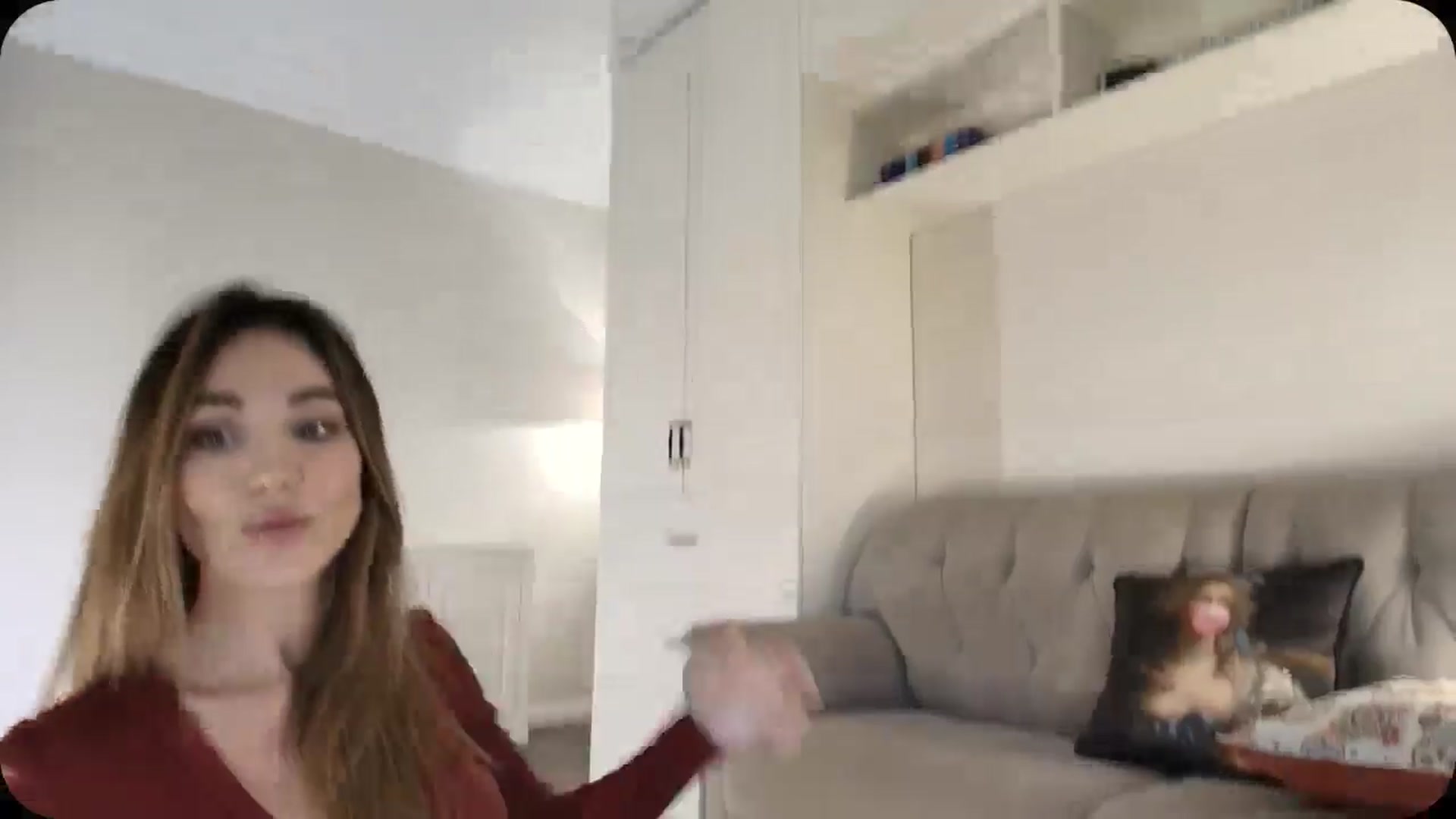 Gallery image thumbnail from Elysewine's myfreecams stream on, 03/16/2025, 05:25 image 12 of 20