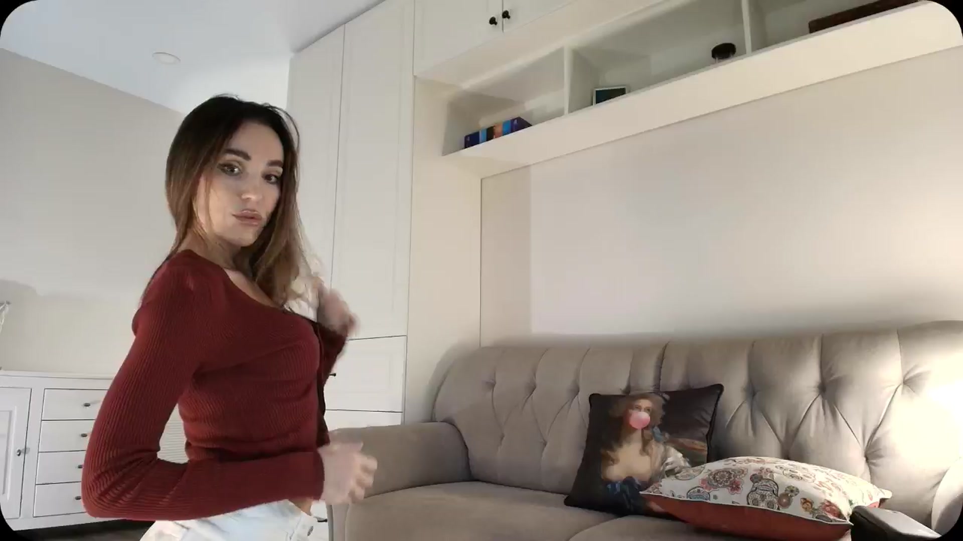 Gallery image thumbnail from Elysewine's myfreecams stream on, 03/16/2025, 05:25 image 20 of 20