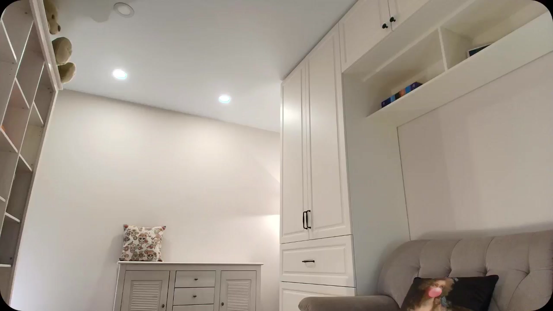 Gallery image thumbnail from Elysewine's myfreecams stream on, 03/29/2025, 06:04 image 11 of 20
