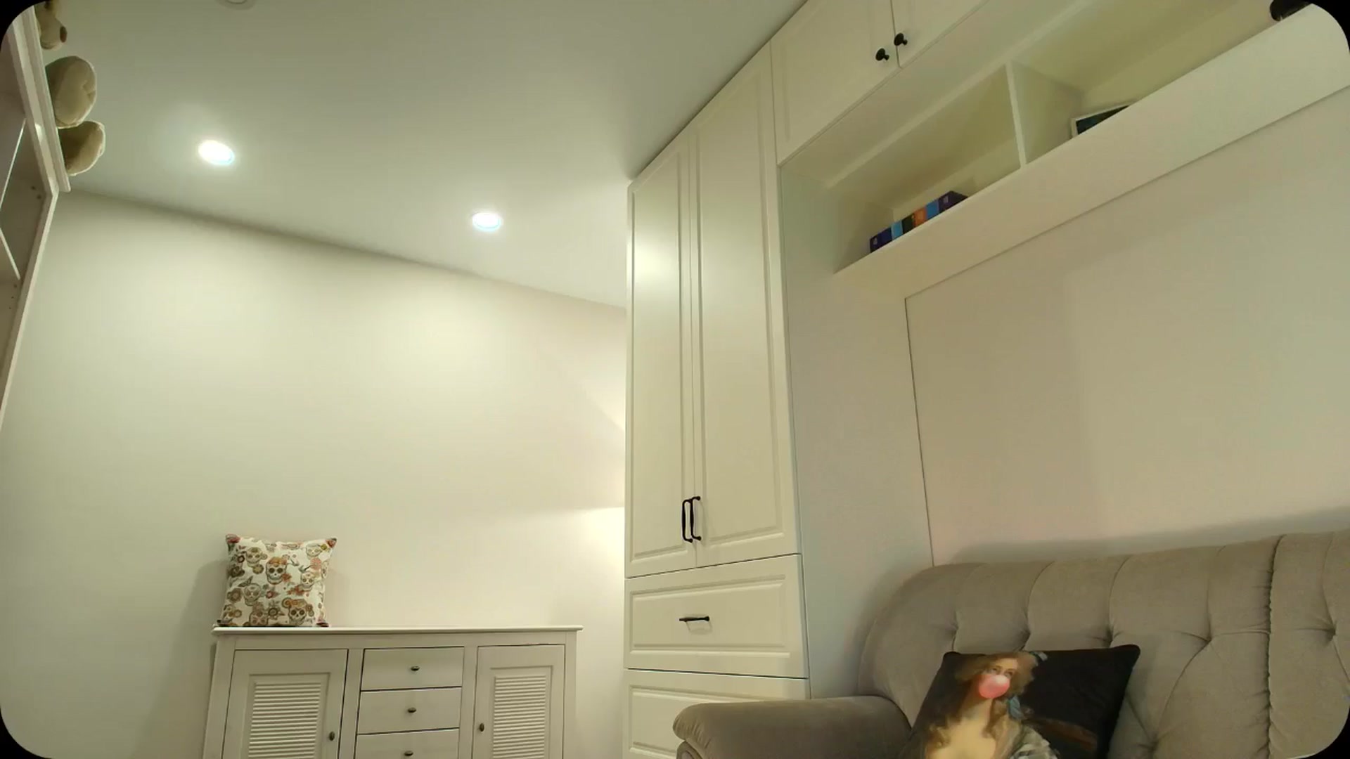 Gallery image thumbnail from Elysewine's myfreecams stream on, 03/29/2025, 06:04 image 18 of 20