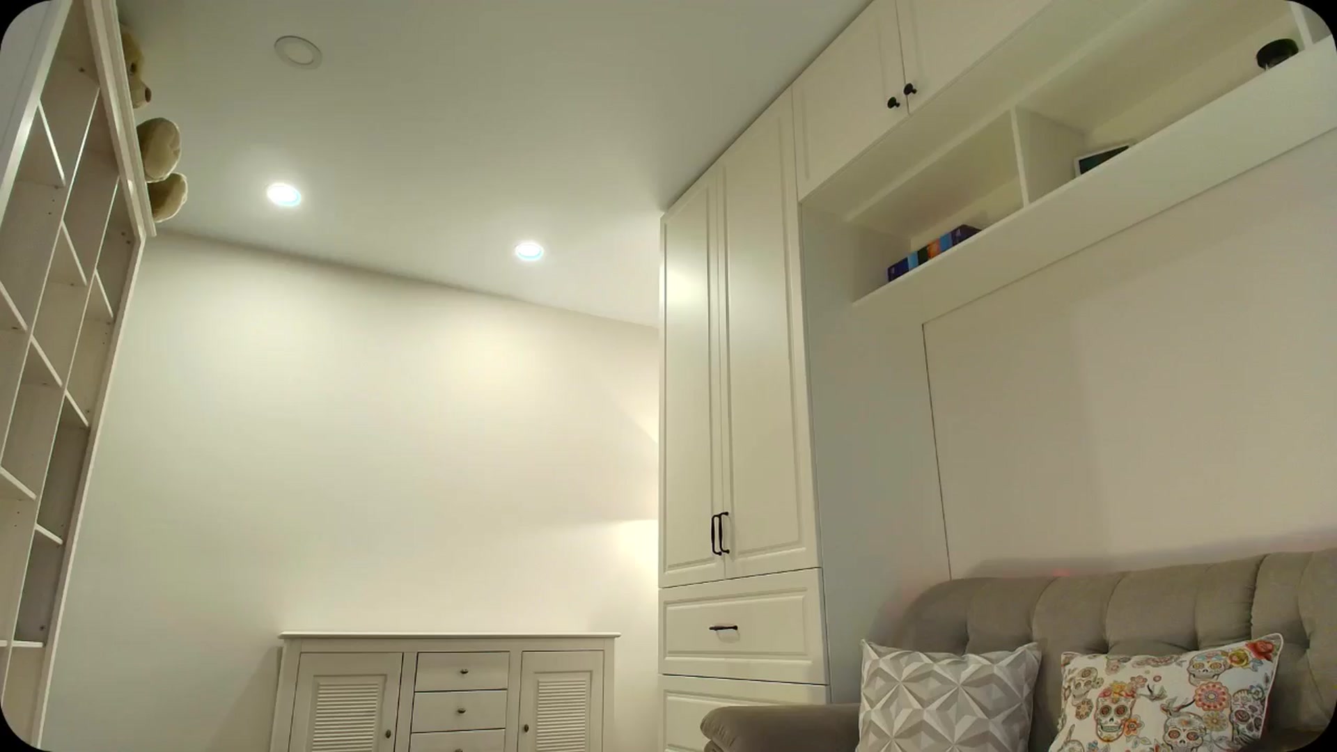 Gallery image thumbnail from Elysewine's myfreecams stream on, 03/30/2025, 06:15 image 2 of 20