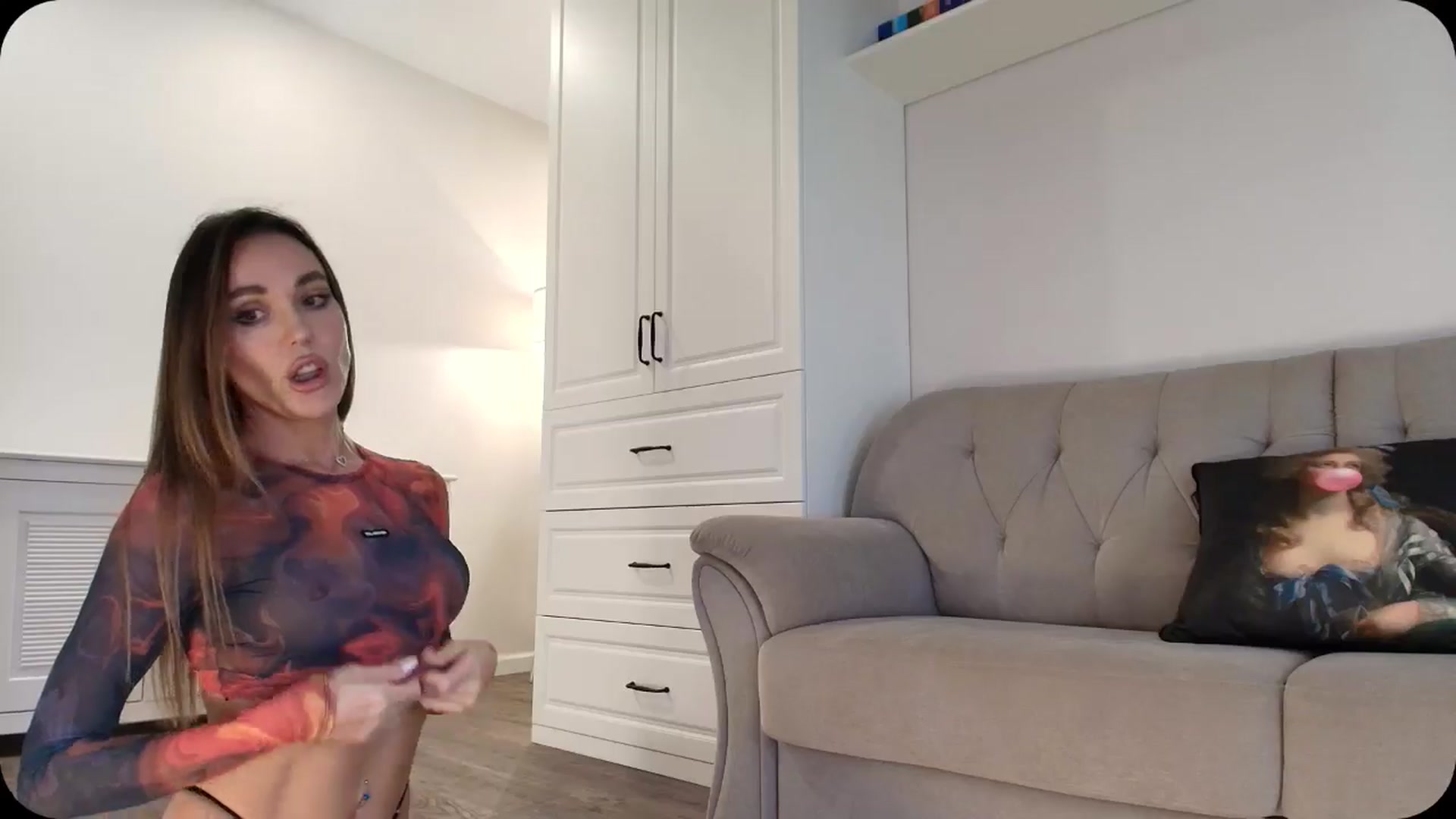 Gallery image thumbnail from Elysewine's myfreecams stream on, 04/06/2025, 05:33 image 8 of 20