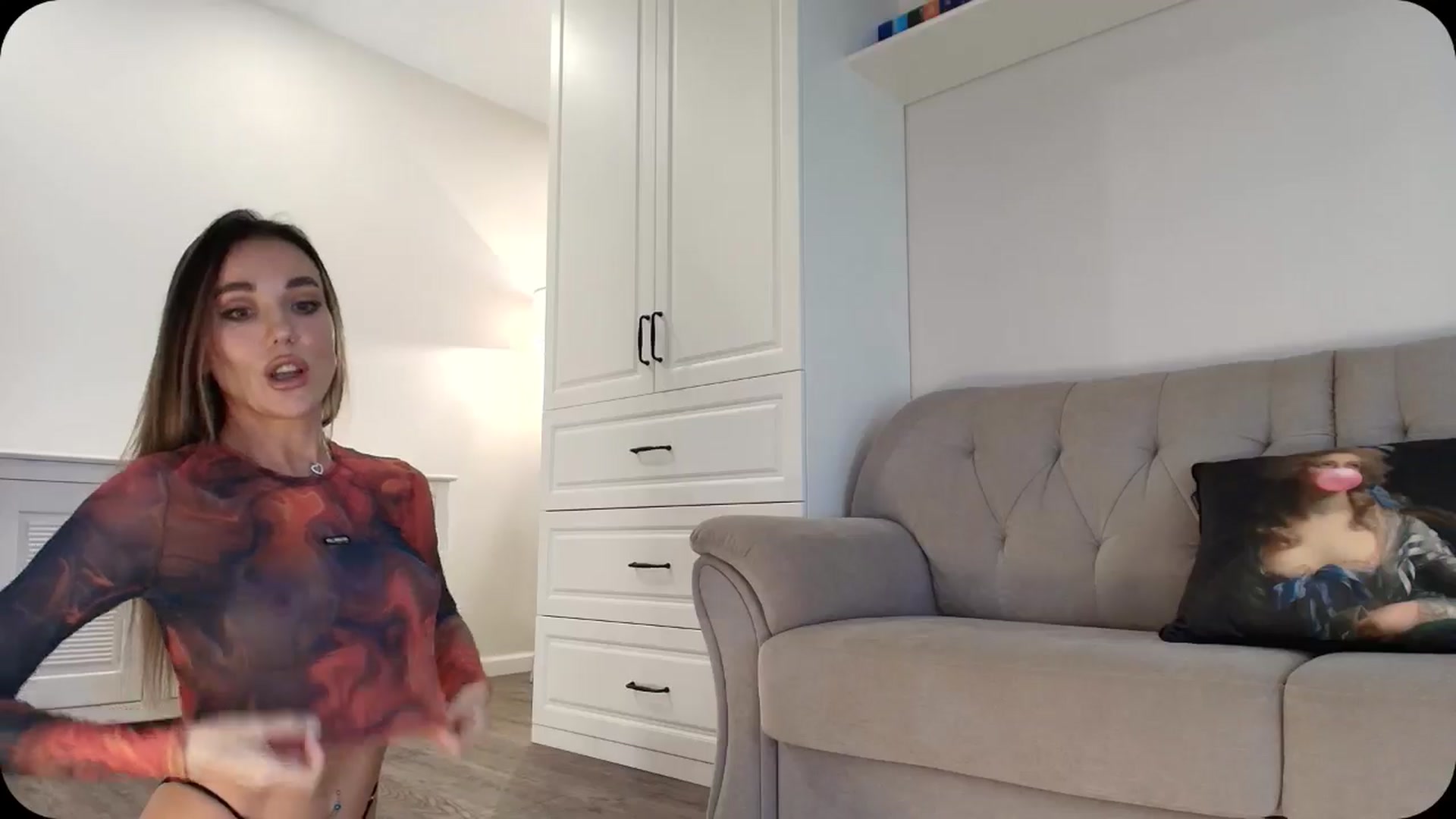 Gallery image thumbnail from Elysewine's myfreecams stream on, 04/06/2025, 05:33 image 9 of 20