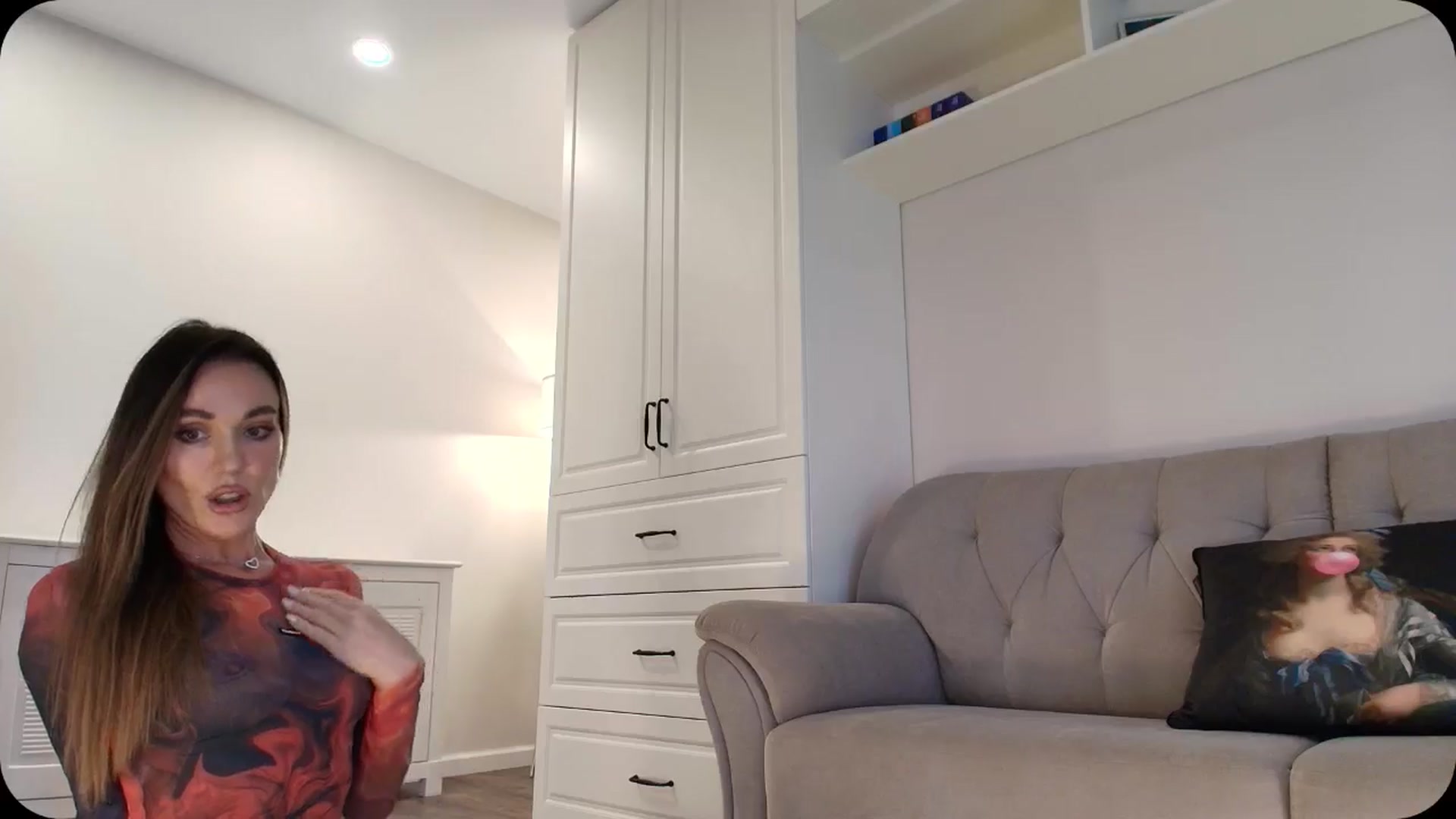 Gallery image thumbnail from Elysewine's myfreecams stream on, 04/06/2025, 05:33 image 18 of 20