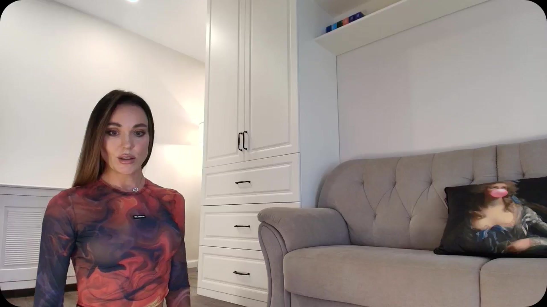 Gallery image thumbnail from Elysewine's myfreecams stream on, 04/06/2025, 05:33 image 2 of 20