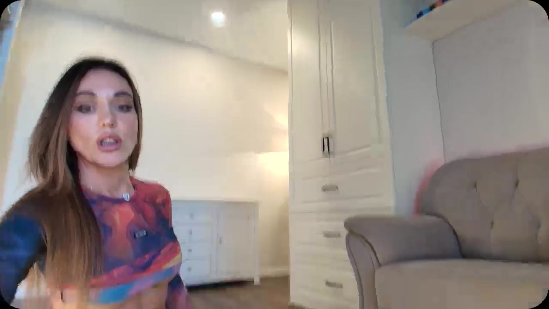 Gallery image thumbnail from Elysewine's myfreecams stream on, 04/06/2025, 05:47 image 16 of 20