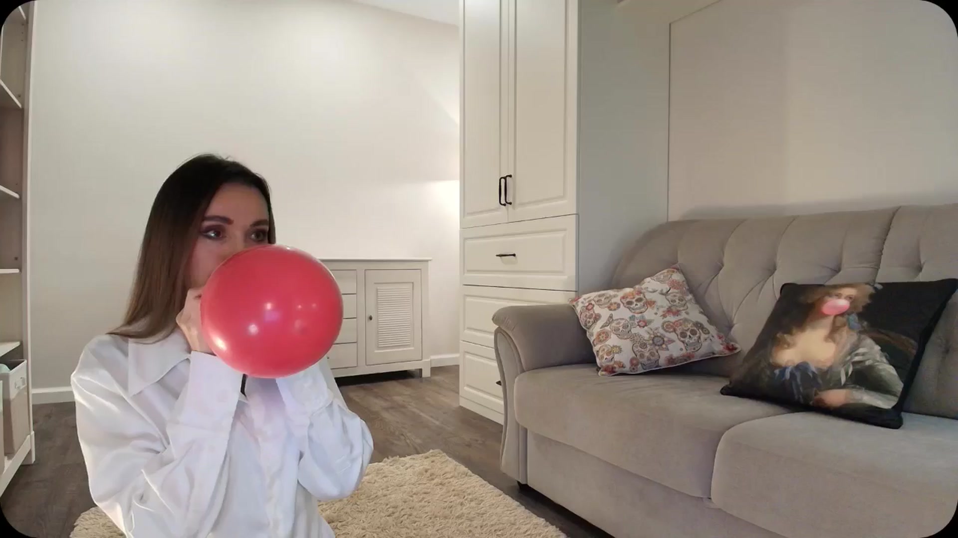 Gallery image thumbnail from Elysewine's myfreecams stream on, 04/06/2025, 06:22 image 4 of 20