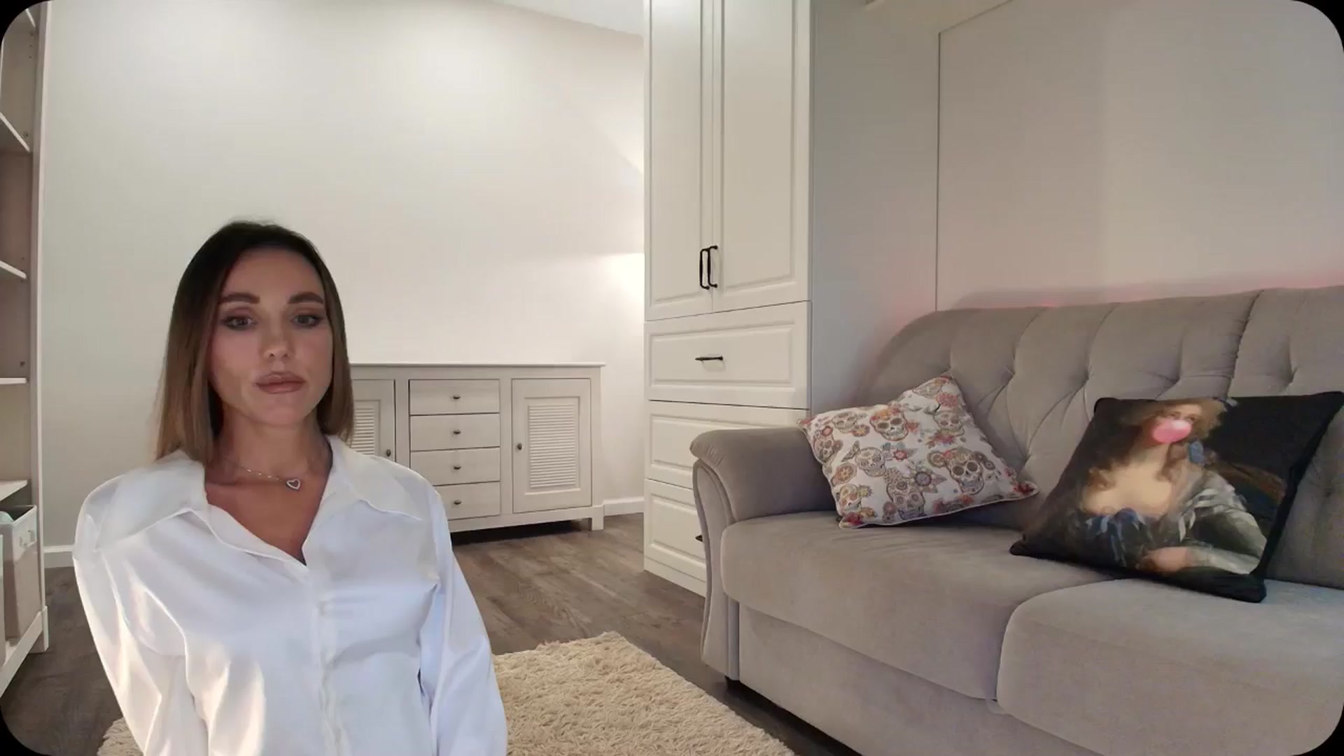 Gallery image thumbnail from Elysewine's myfreecams stream on, 04/06/2025, 06:22 image 2 of 20