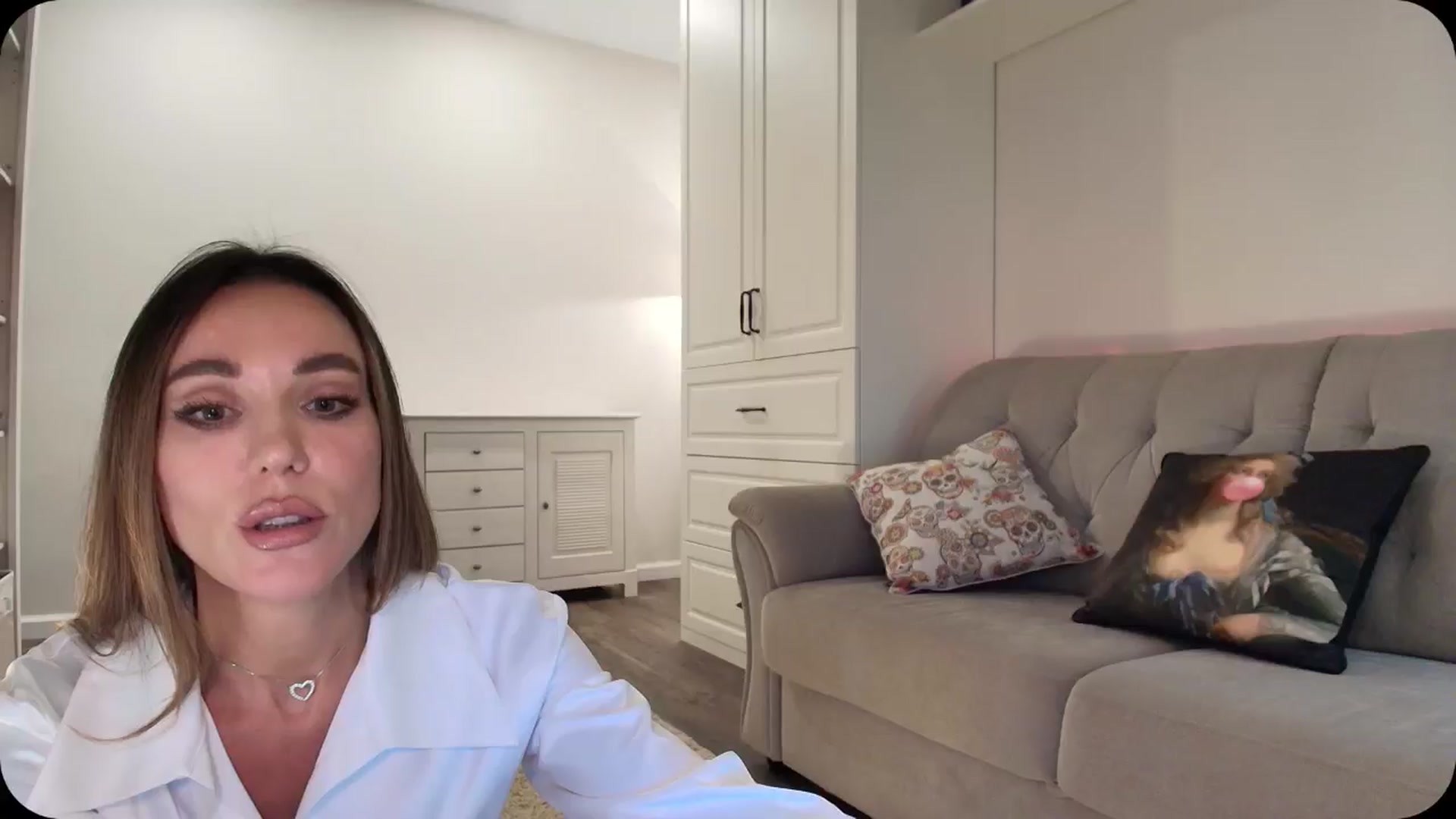 Gallery image thumbnail from Elysewine's myfreecams stream on, 04/06/2025, 06:22 image 9 of 20