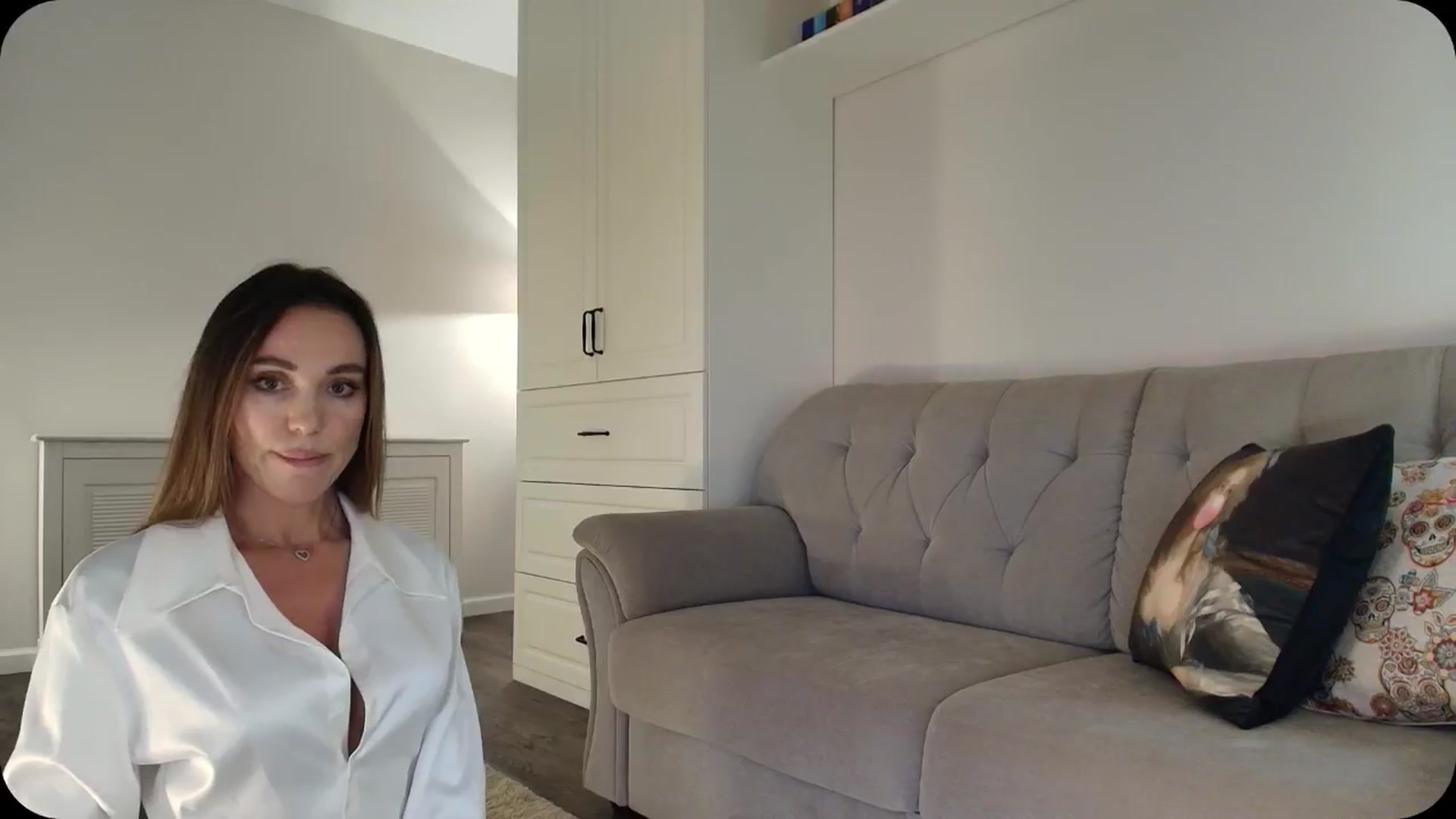 Gallery image thumbnail from Elysewine's myfreecams stream on, 04/06/2025, 07:40 image 8 of 20