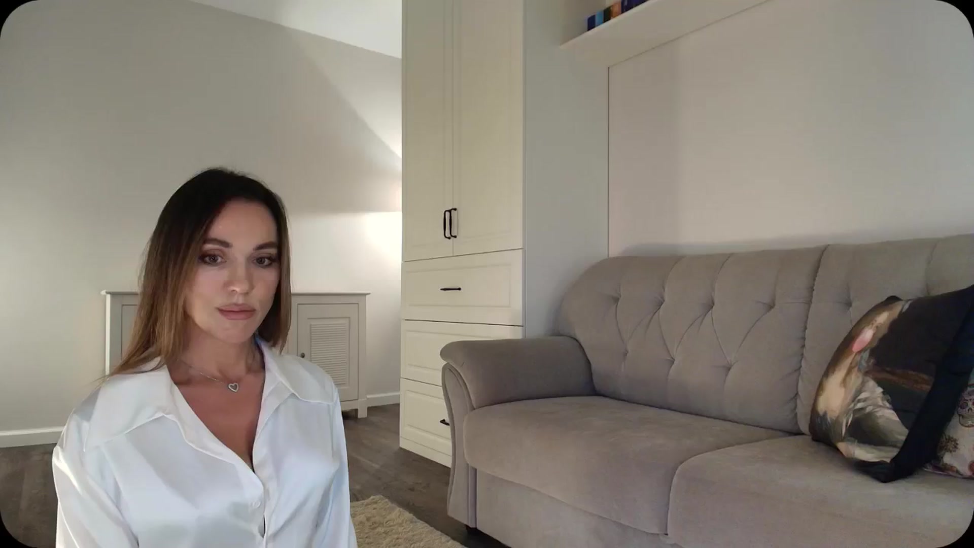 Gallery image thumbnail from Elysewine's myfreecams stream on, 04/06/2025, 07:40 image 6 of 20