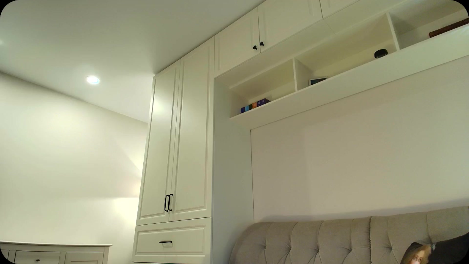Gallery image thumbnail from Elysewine's myfreecams stream on, 04/06/2025, 07:40 image 1 of 20