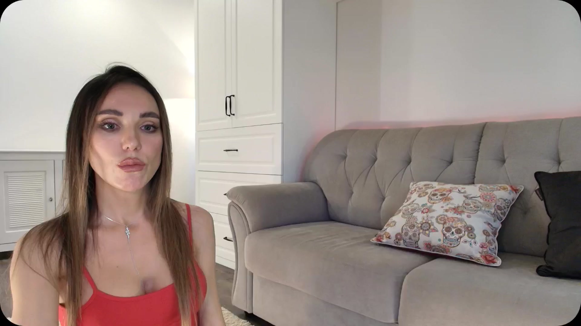 Gallery image thumbnail from Elysewine's myfreecams stream on, 04/12/2025, 05:11 image 15 of 20