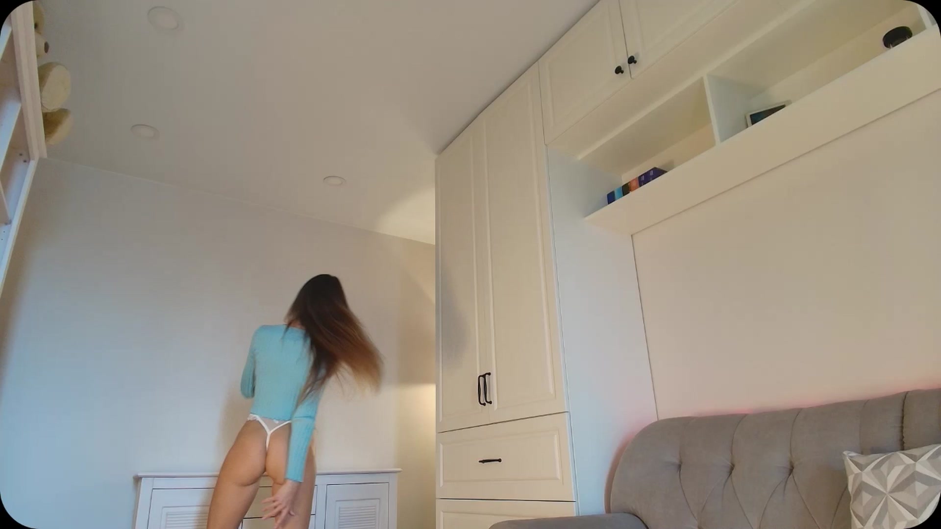 Gallery image thumbnail from Elysewine's myfreecams stream on, 04/20/2025, 05:42 image 12 of 20