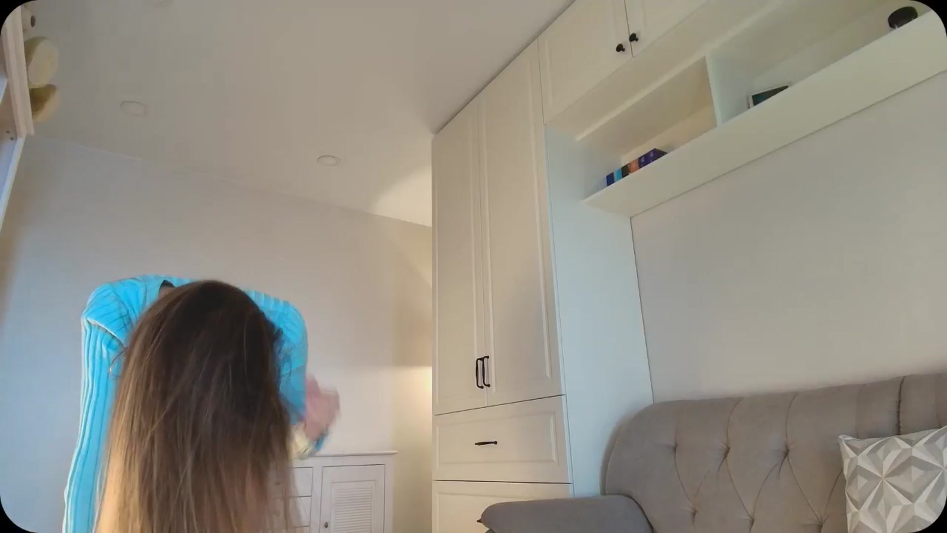 Gallery image thumbnail from Elysewine's myfreecams stream on, 04/20/2025, 05:42 image 14 of 20