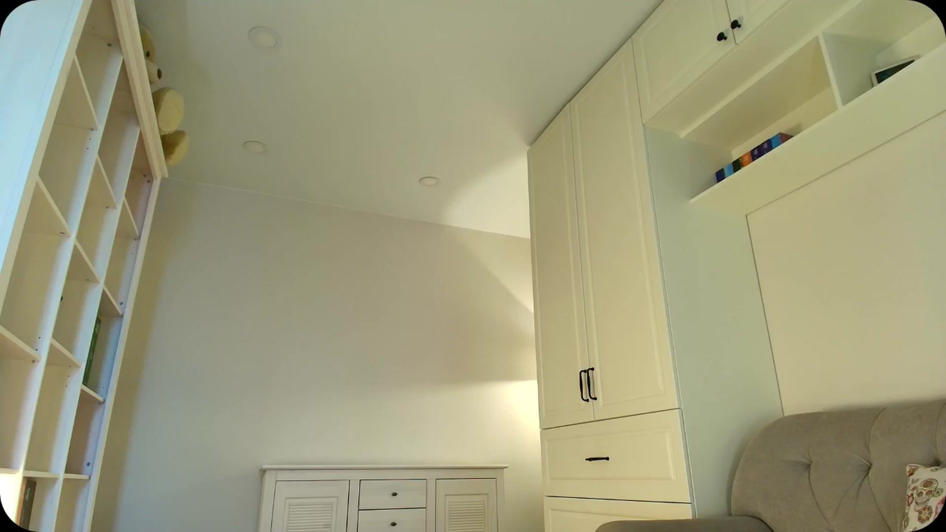 Gallery image thumbnail from Elysewine's myfreecams stream on, 05/02/2025, 04:54 image 10 of 20