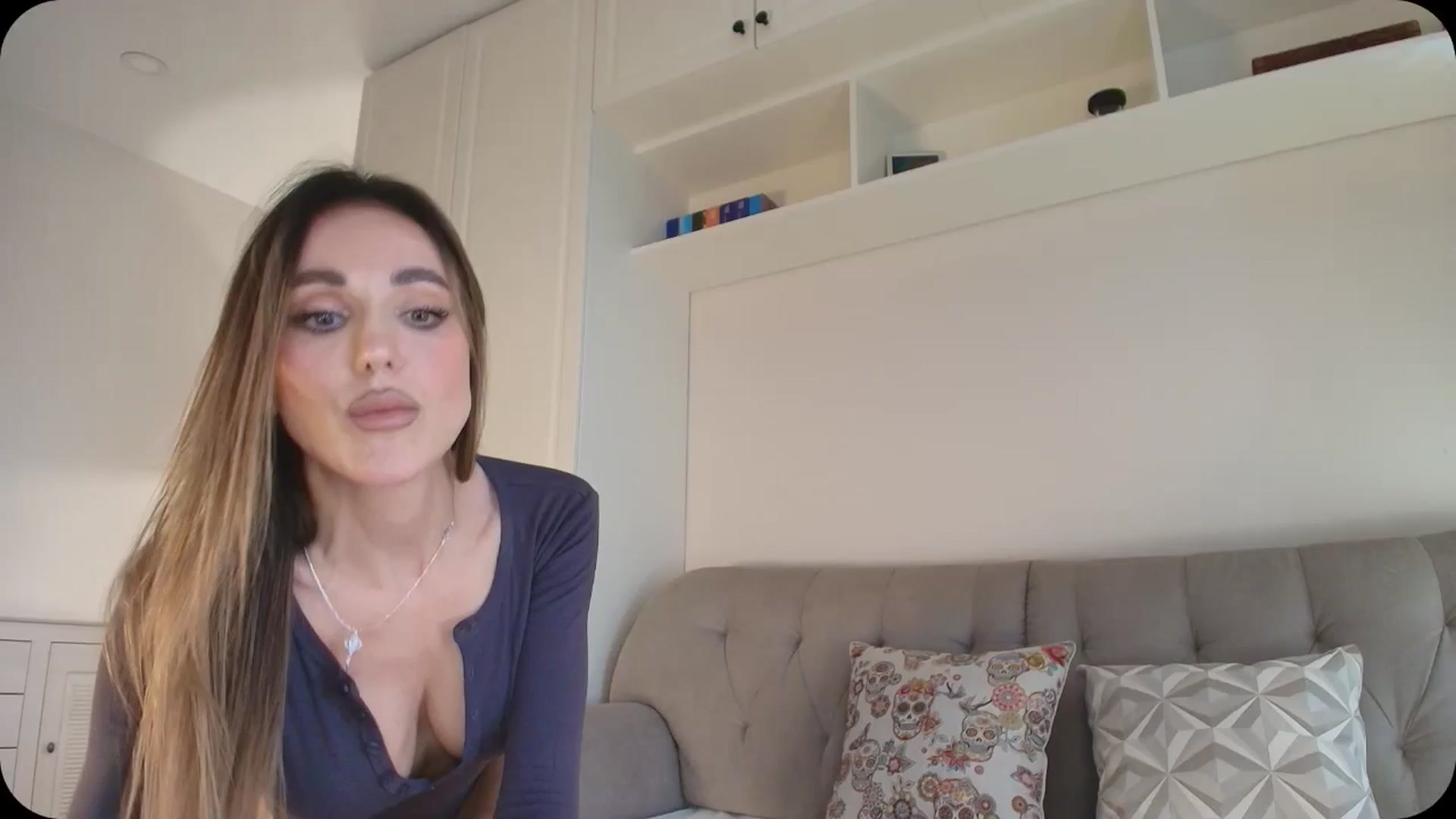 Gallery image thumbnail from Elysewine's myfreecams stream on, 05/02/2025, 06:19 image 1 of 20