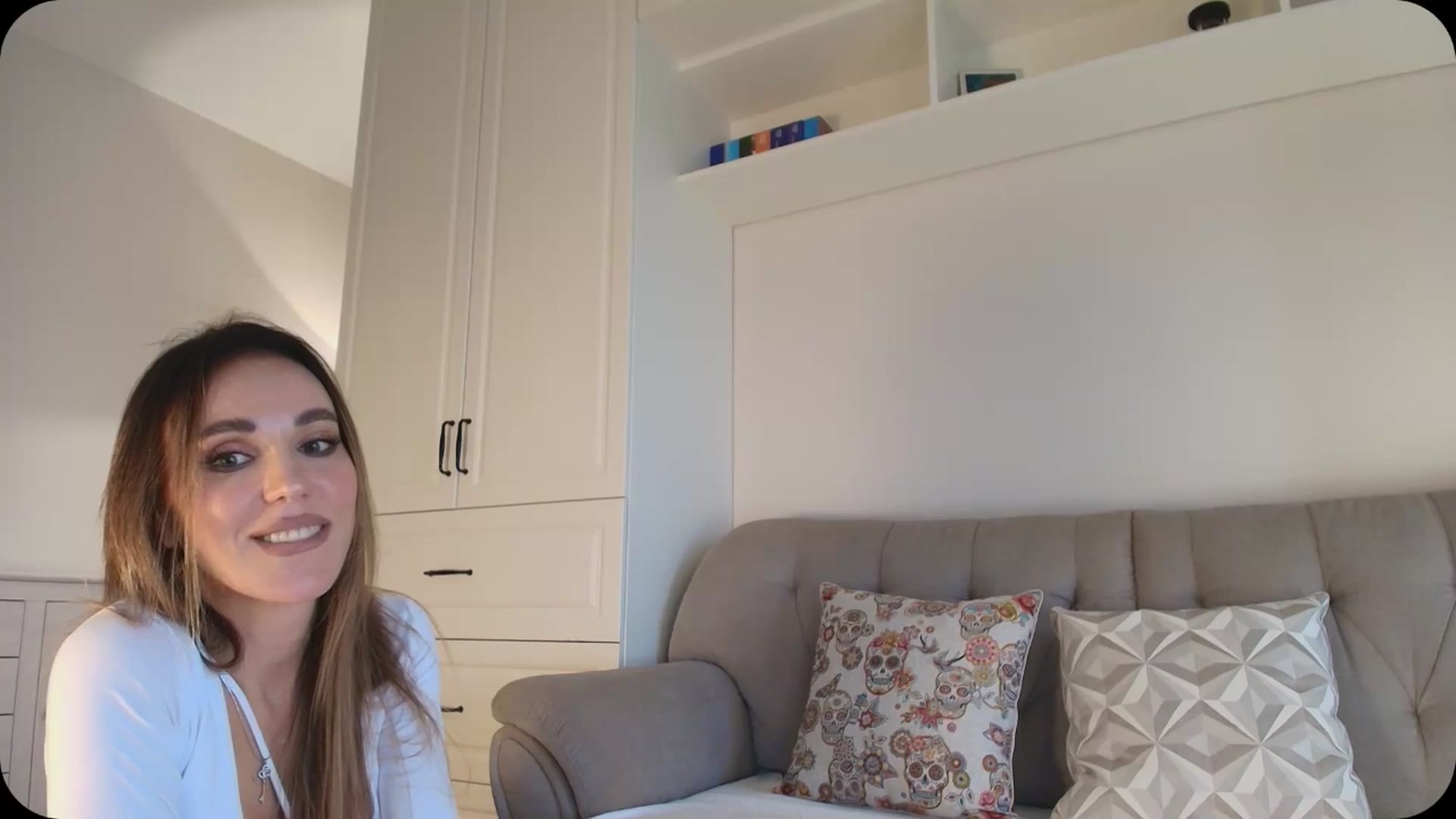 Gallery image thumbnail from Elysewine's myfreecams stream on, 05/02/2025, 07:05 image 18 of 20