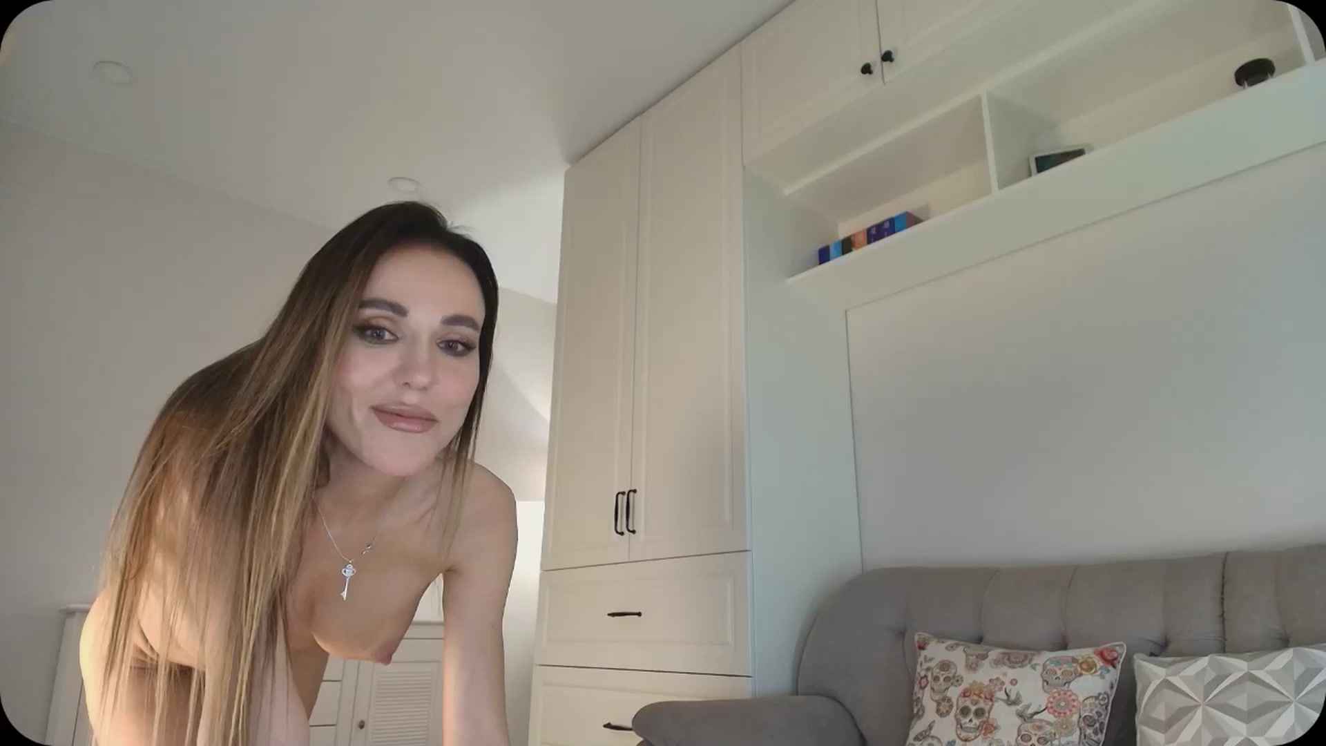 Gallery image thumbnail from Elysewine's myfreecams stream on, 05/02/2025, 09:56 image 16 of 20