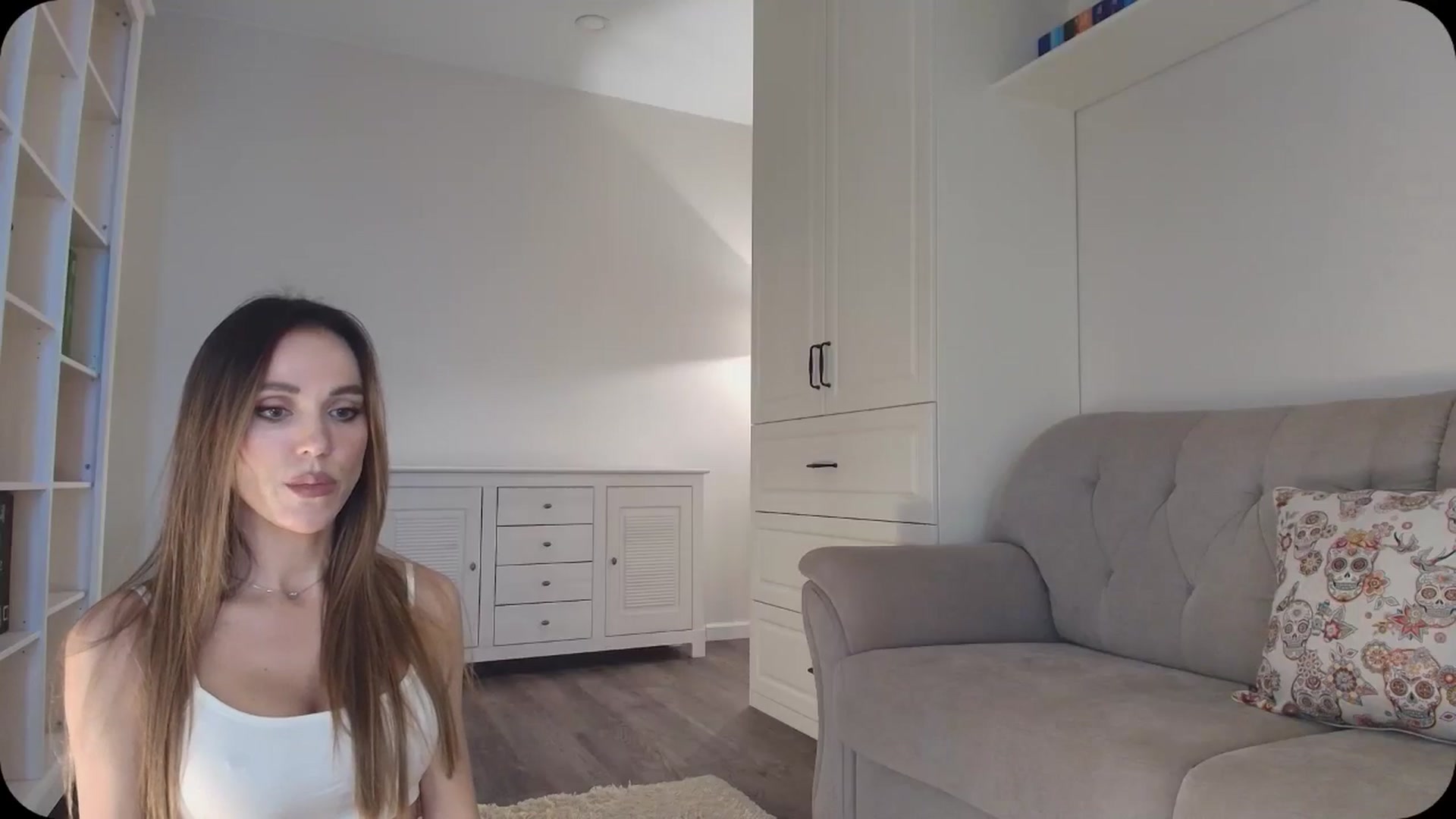 Gallery image thumbnail from Elysewine's myfreecams stream on, 05/09/2025, 07:22 image 14 of 20