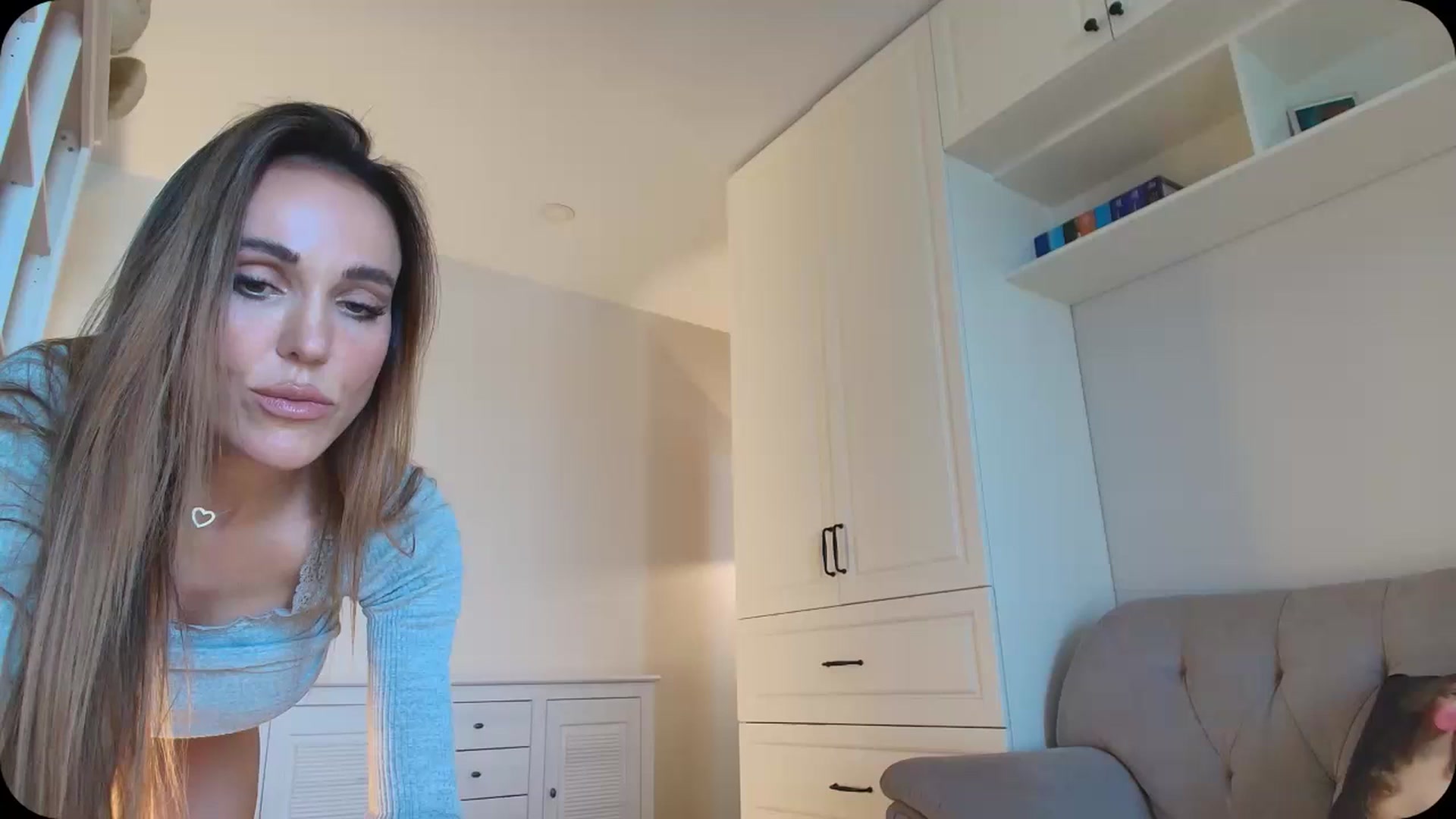 Gallery image thumbnail from Elysewine's myfreecams stream on, 05/17/2025, 05:29 image 4 of 20
