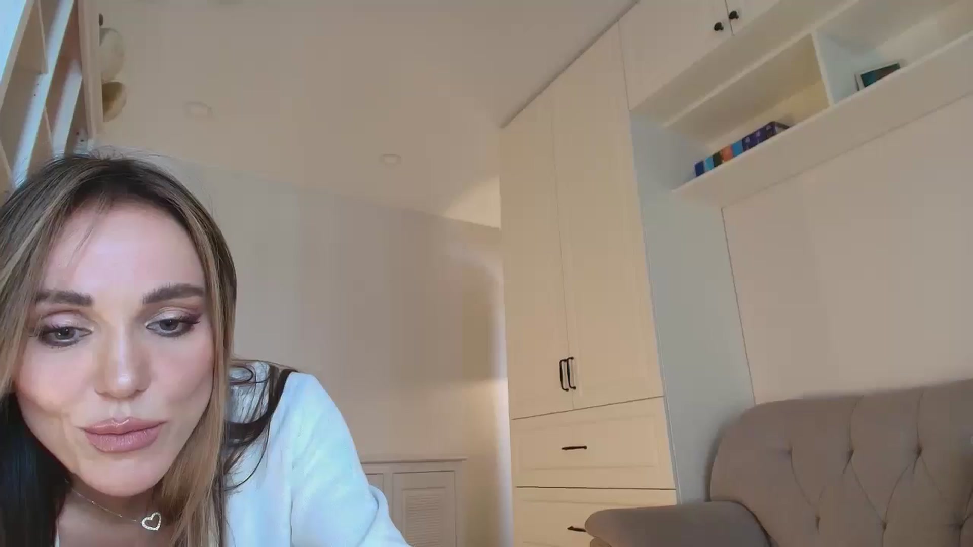 Gallery image thumbnail from Elysewine's myfreecams stream on, 05/25/2025, 06:04 image 6 of 20