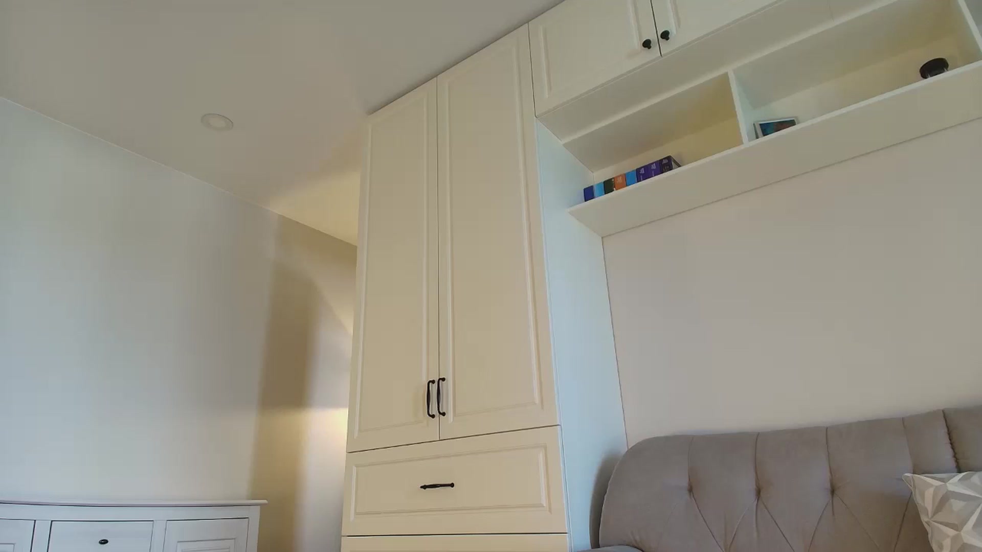 Gallery image thumbnail from Elysewine's myfreecams stream on, 05/25/2025, 06:04 image 18 of 20
