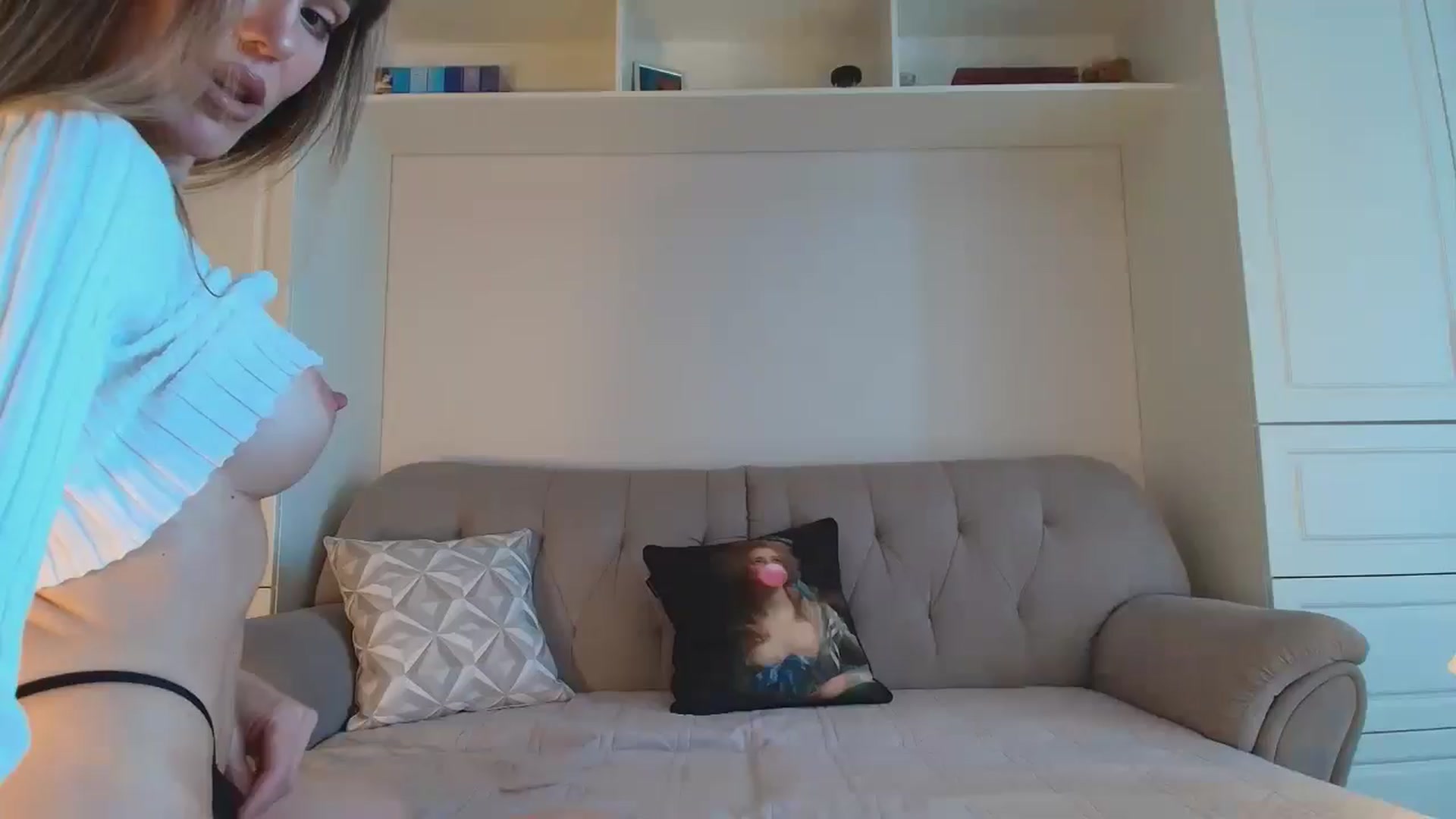 Gallery image thumbnail from Elysewine's myfreecams stream on, 11/15/2025, 06:39 image 1 of 20