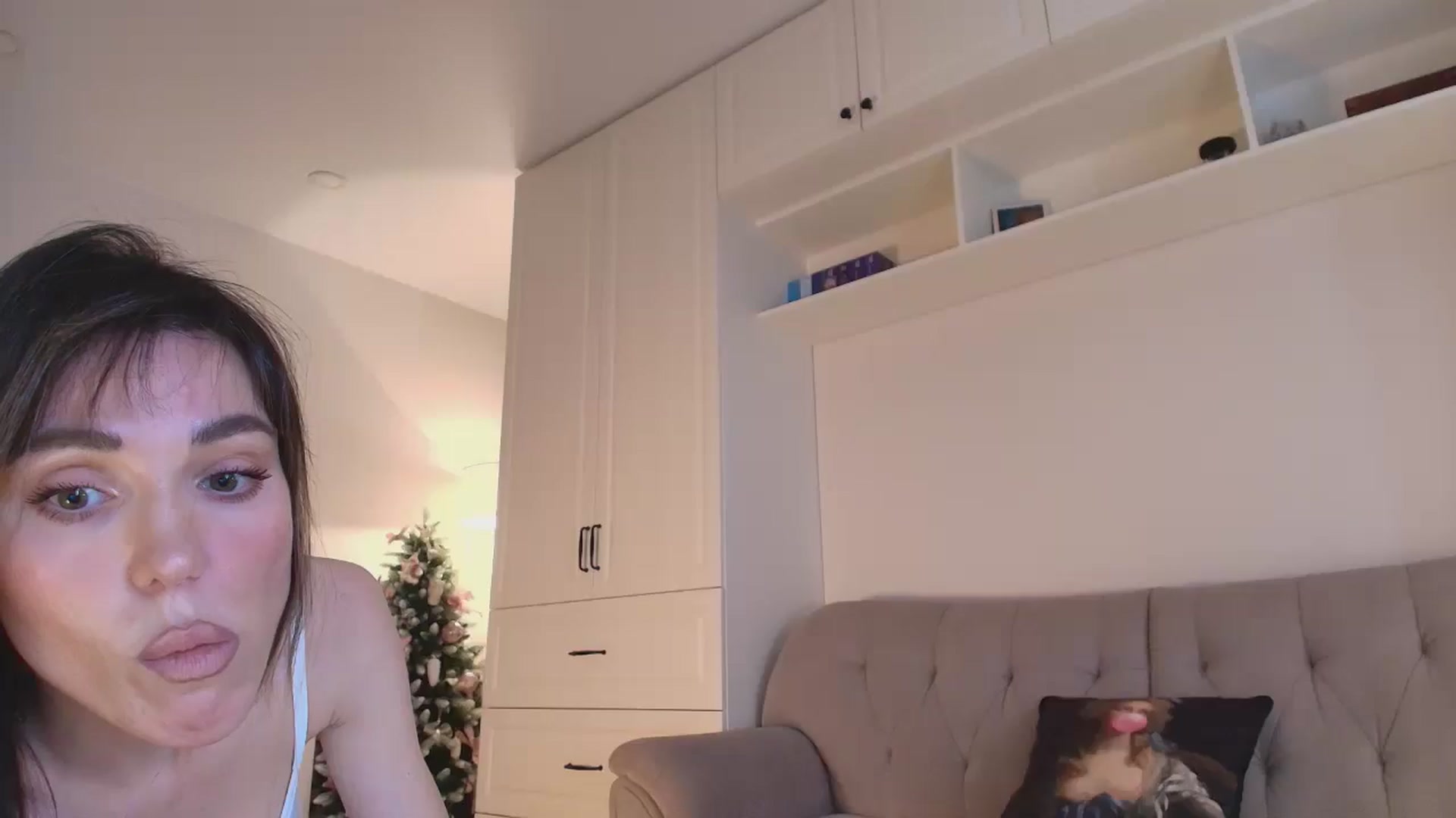 Gallery image thumbnail from Elysewine's myfreecams stream on, 12/06/2025, 05:35 image 20 of 20