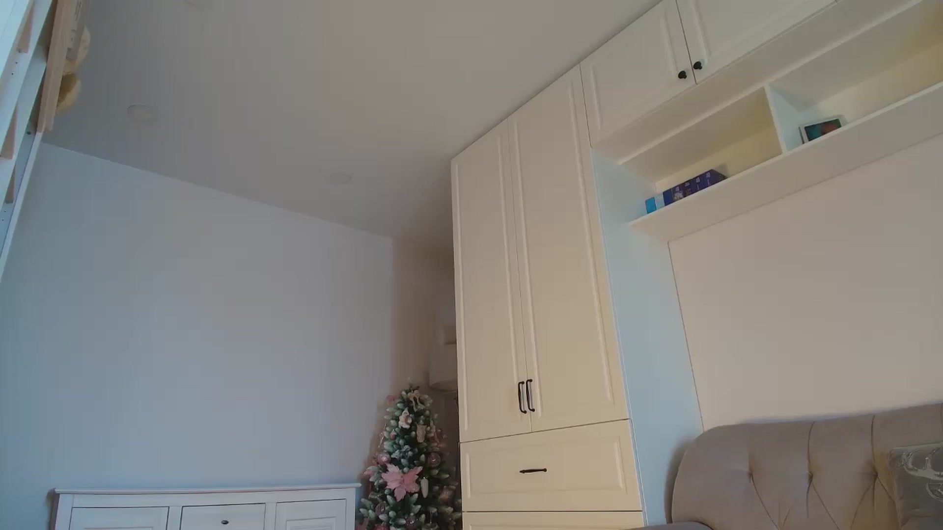 Gallery image thumbnail from Elysewine's myfreecams stream on, 12/15/2025, 05:40 image 20 of 20