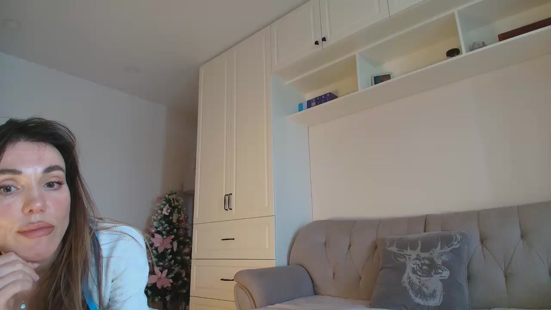 Gallery image thumbnail from Elysewine's myfreecams stream on, 12/15/2025, 05:40 image 16 of 20