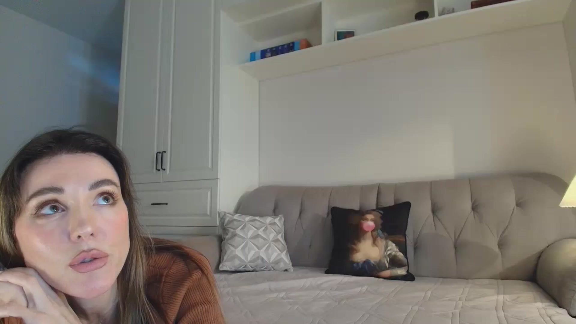 Gallery image thumbnail from Elysewine's myfreecams stream on, 01/05/2026, 05:20 image 16 of 20