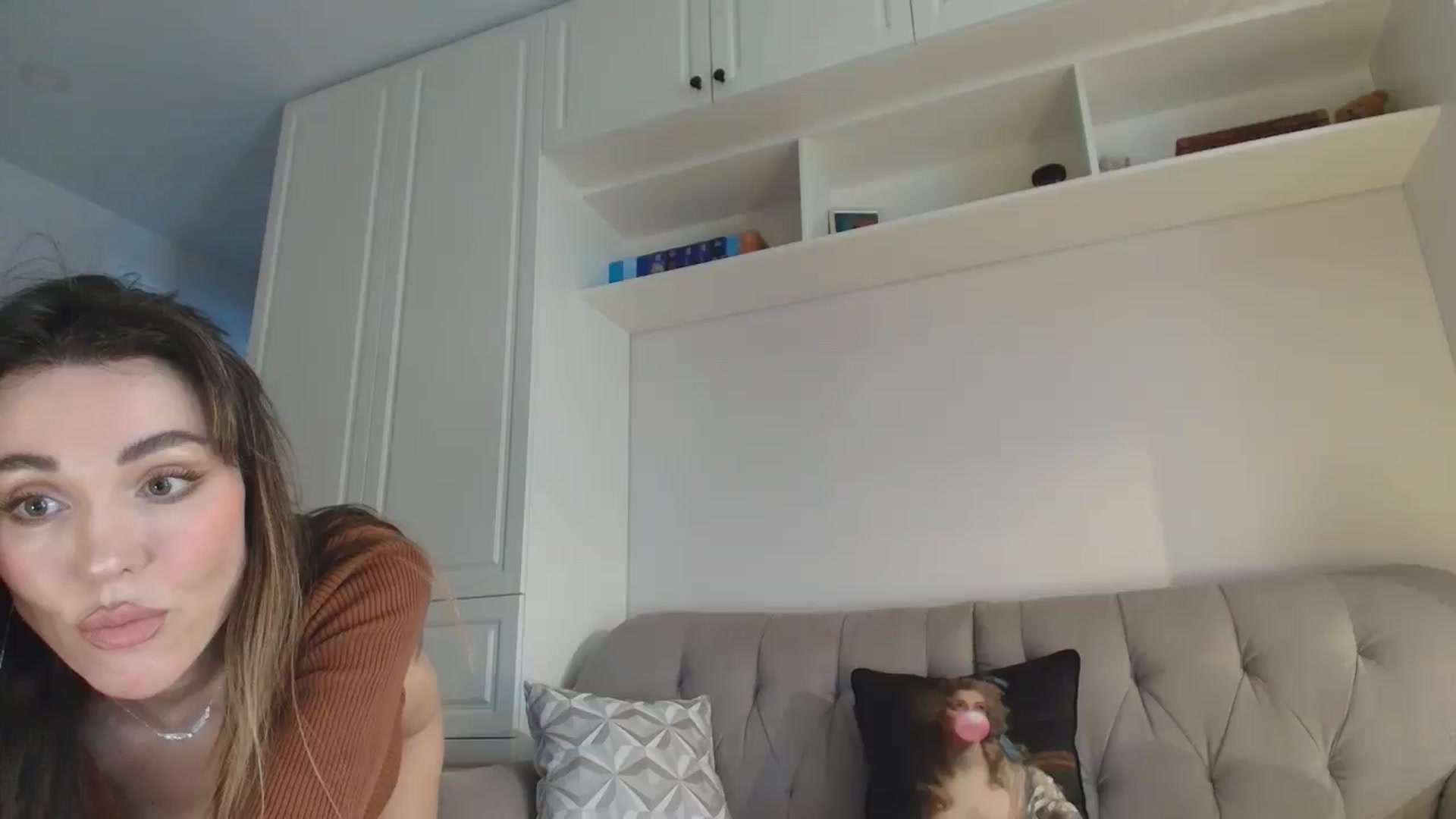 Gallery image thumbnail from Elysewine's myfreecams stream on, 01/05/2026, 05:20 image 1 of 20