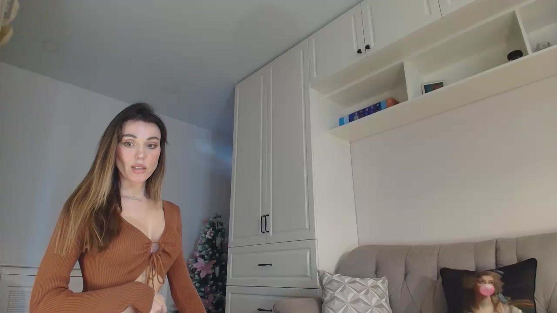 Gallery image thumbnail from Elysewine's myfreecams stream on, 01/05/2026, 05:20 image 6 of 20