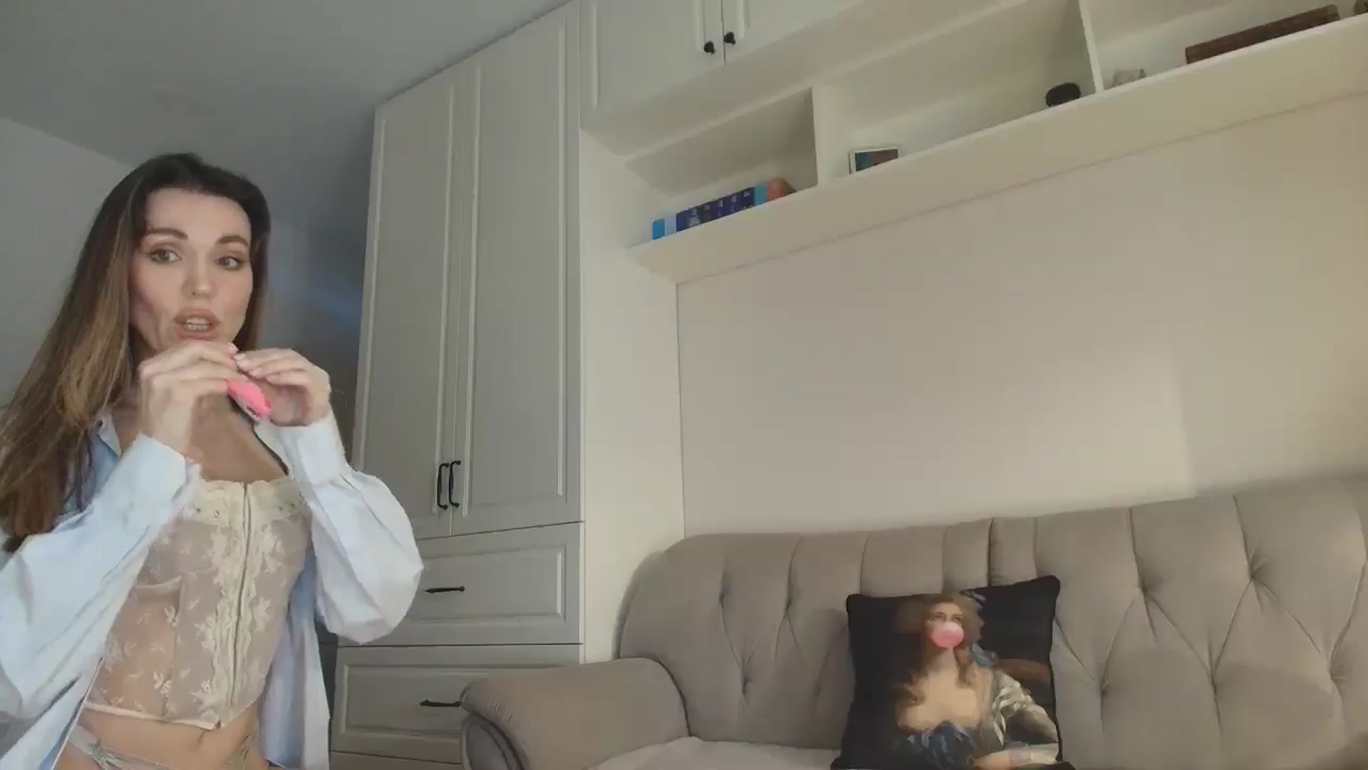 Gallery image thumbnail from Elysewine's myfreecams stream on, 01/18/2026, 08:04 image 9 of 20
