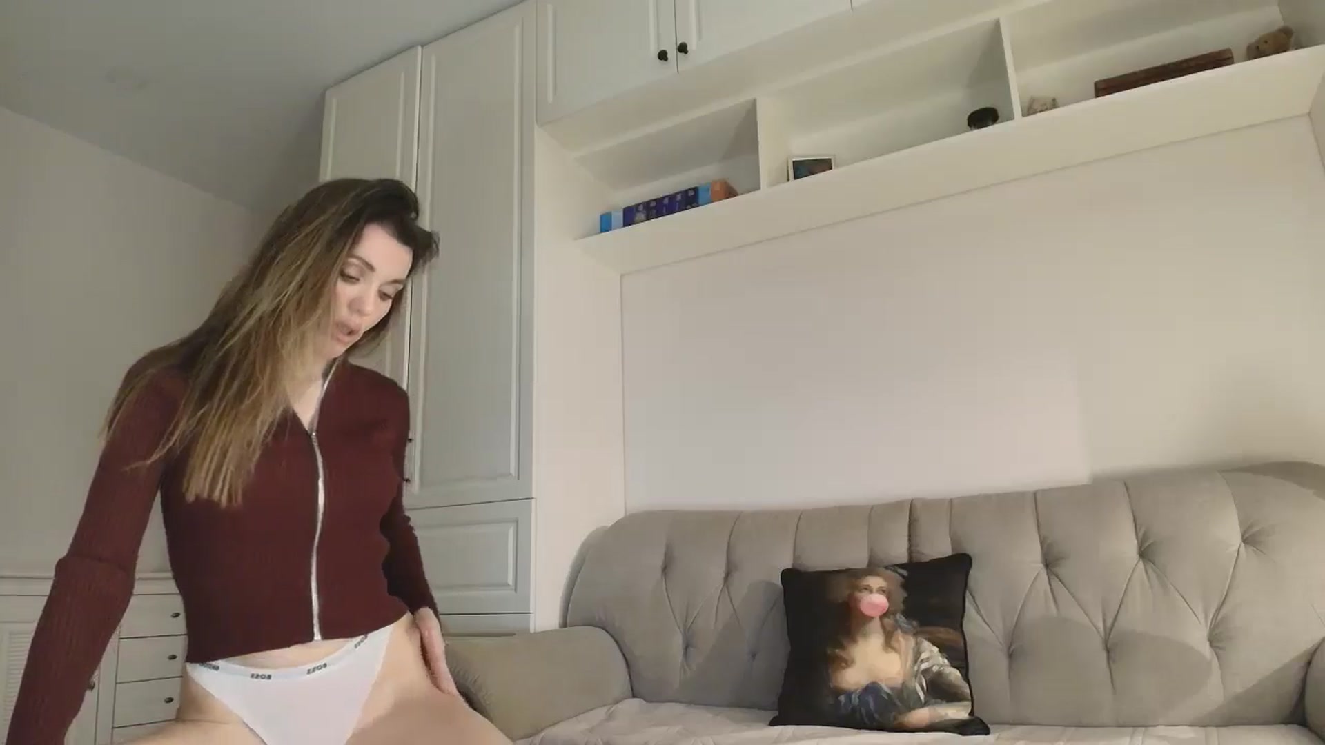 Gallery image thumbnail from Elysewine's myfreecams stream on, 01/18/2026, 13:48 image 7 of 20