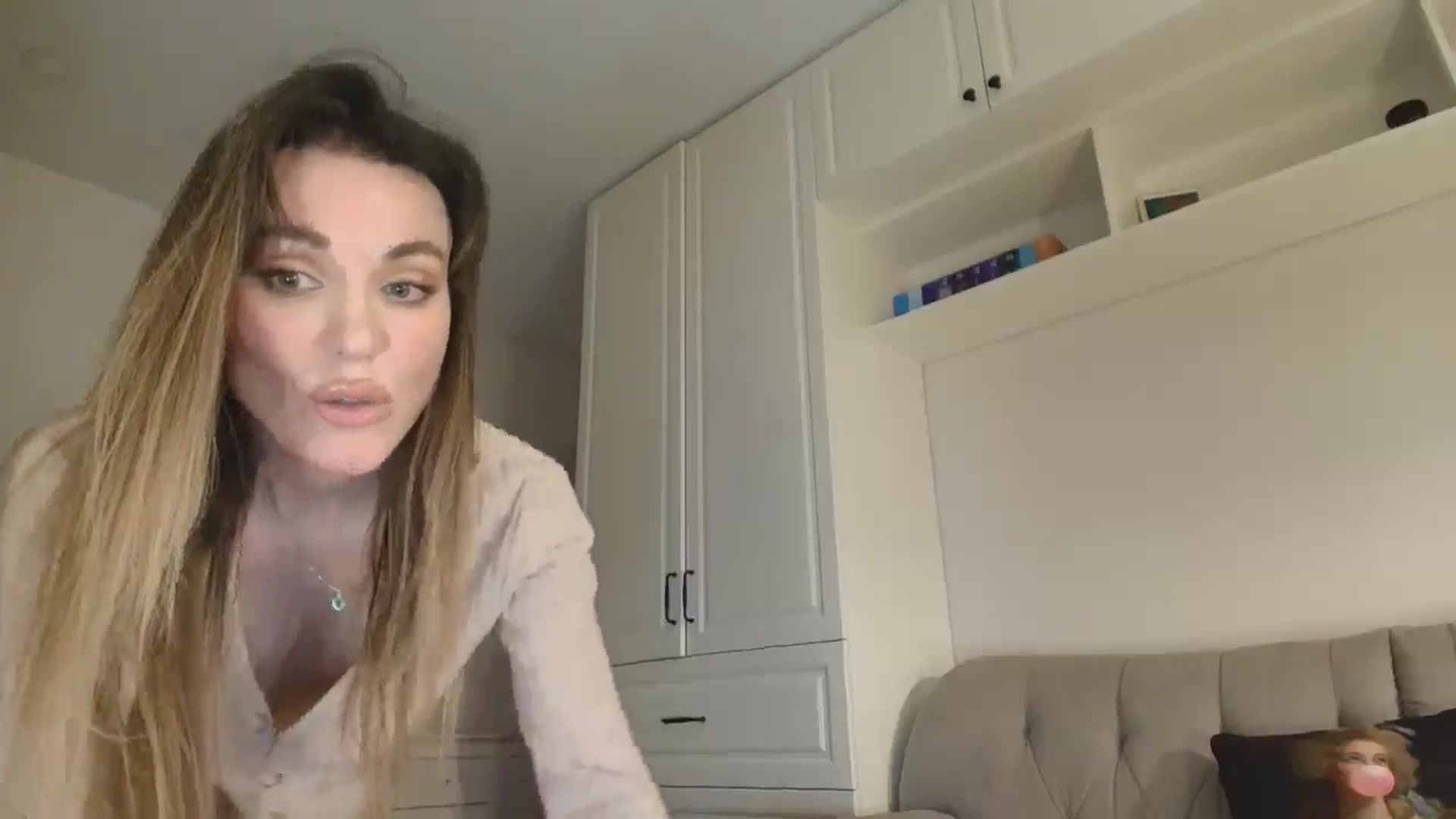 Gallery image thumbnail from Elysewine's myfreecams stream on, 01/18/2026, 13:48 image 6 of 20