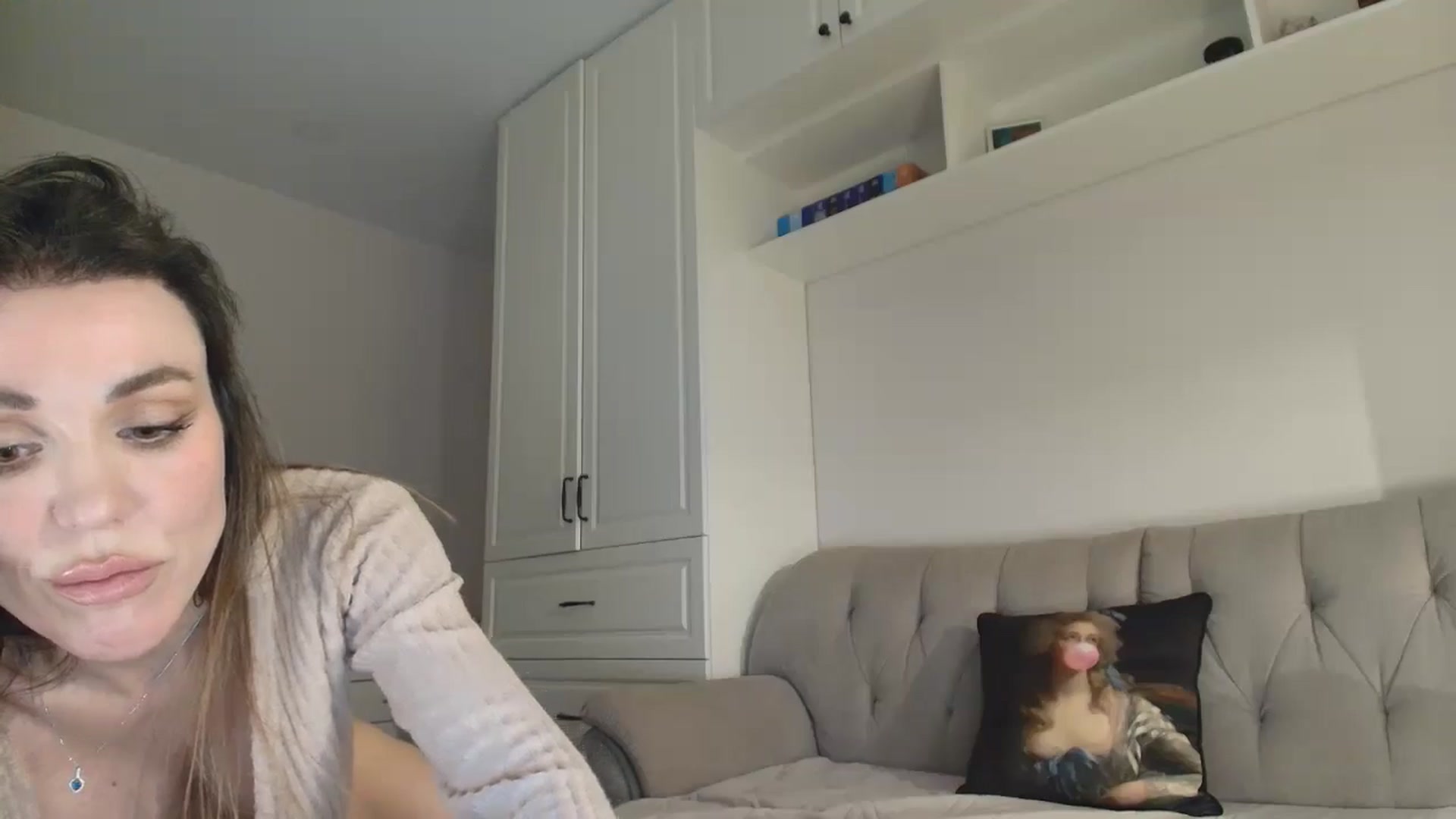 Gallery image thumbnail from Elysewine's myfreecams stream on, 01/18/2026, 13:48 image 5 of 20