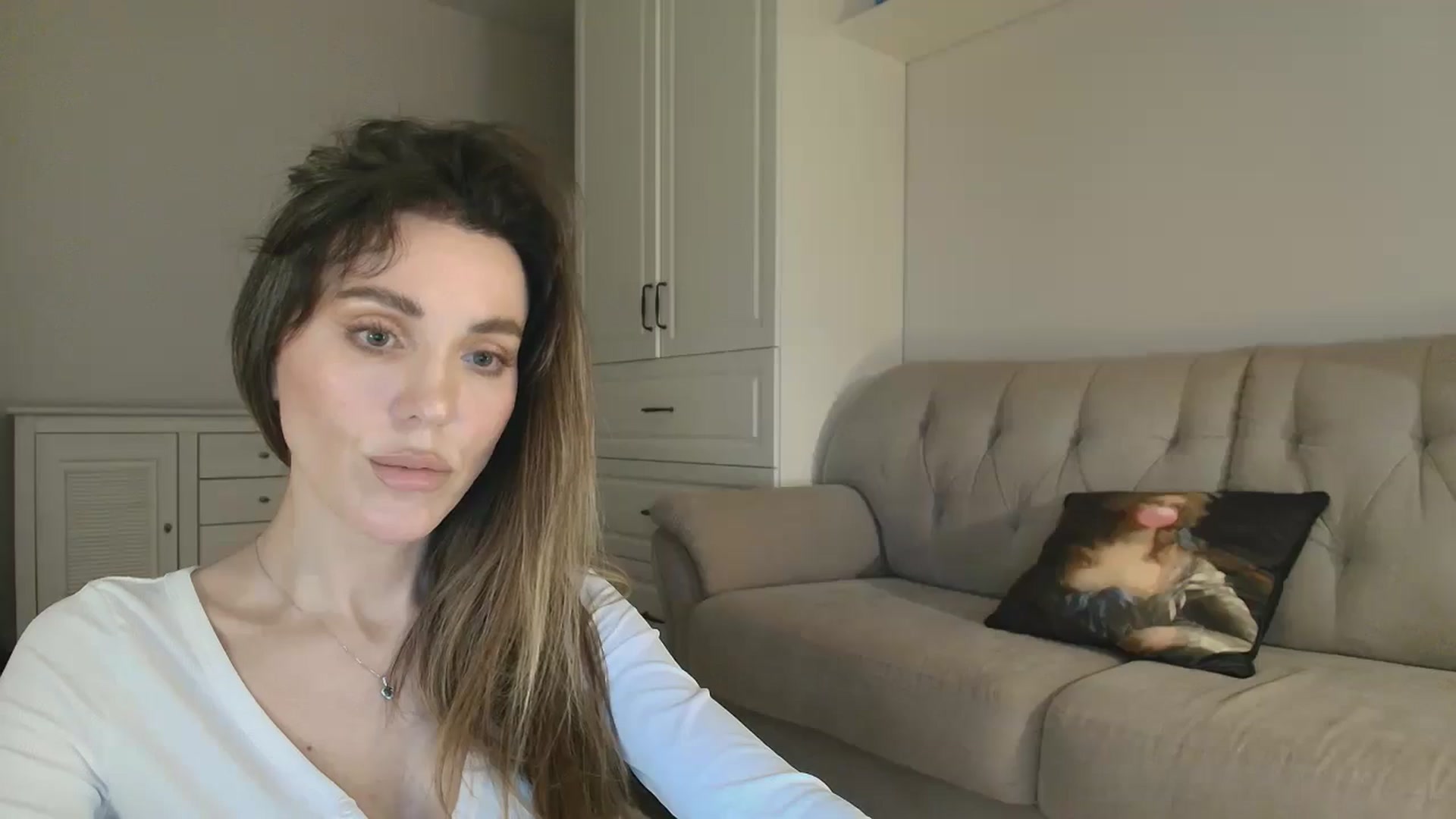Gallery image thumbnail from Elysewine's myfreecams stream on, 03/07/2026, 10:07 image 14 of 20