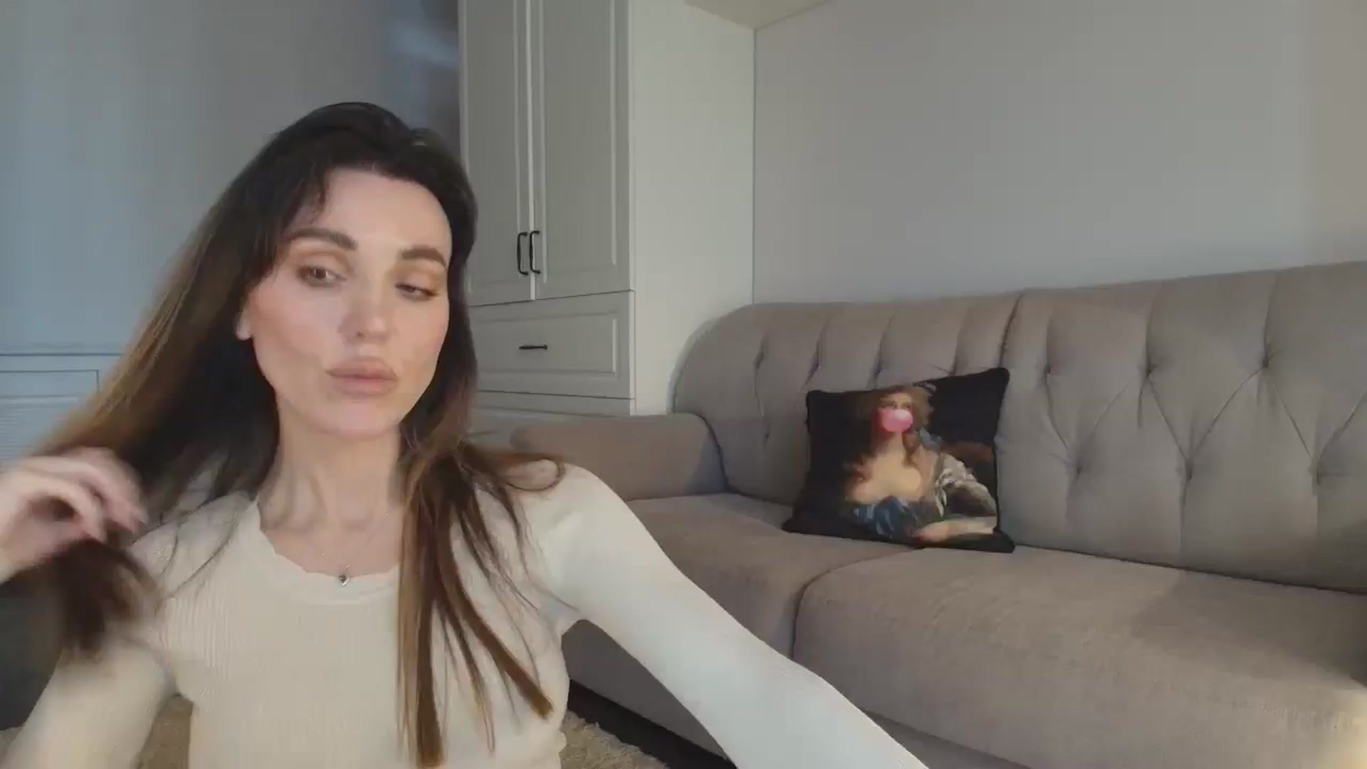 Gallery image thumbnail from Elysewine's myfreecams stream on, 03/07/2026, 10:07 image 1 of 20