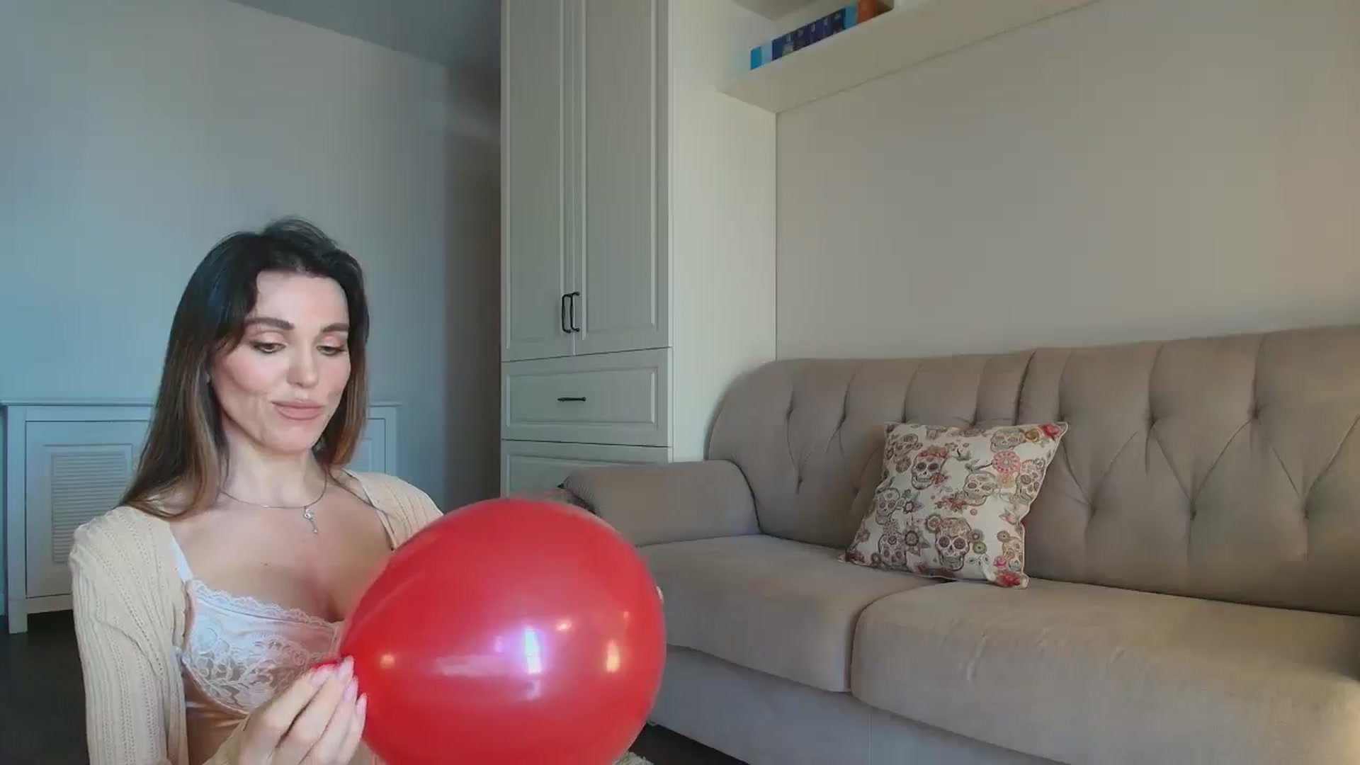 Gallery image thumbnail from Elysewine's myfreecams stream on, 03/08/2026, 08:00 image 12 of 20